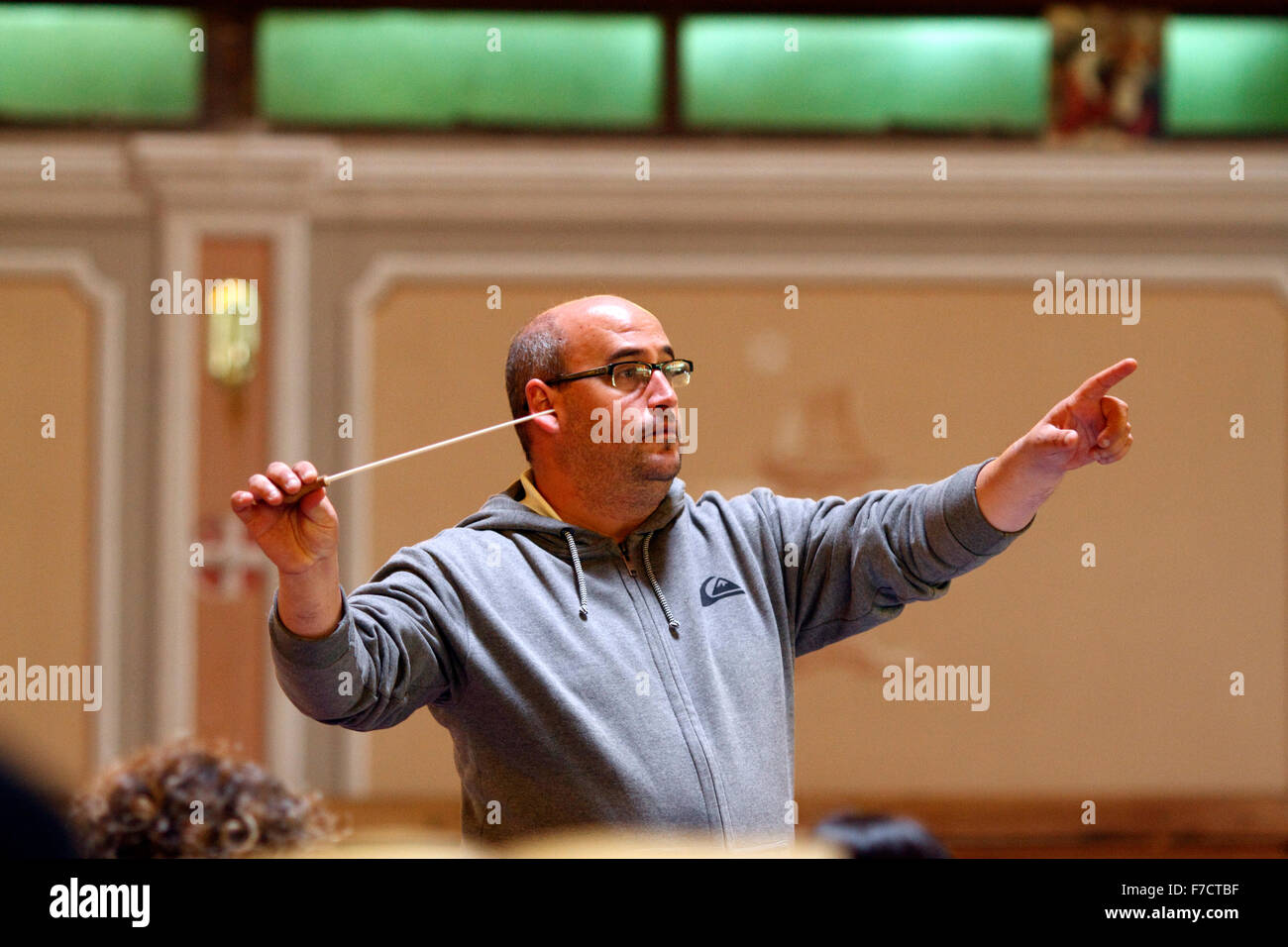 Conduttore a condurre una prova. close up. Foto Stock