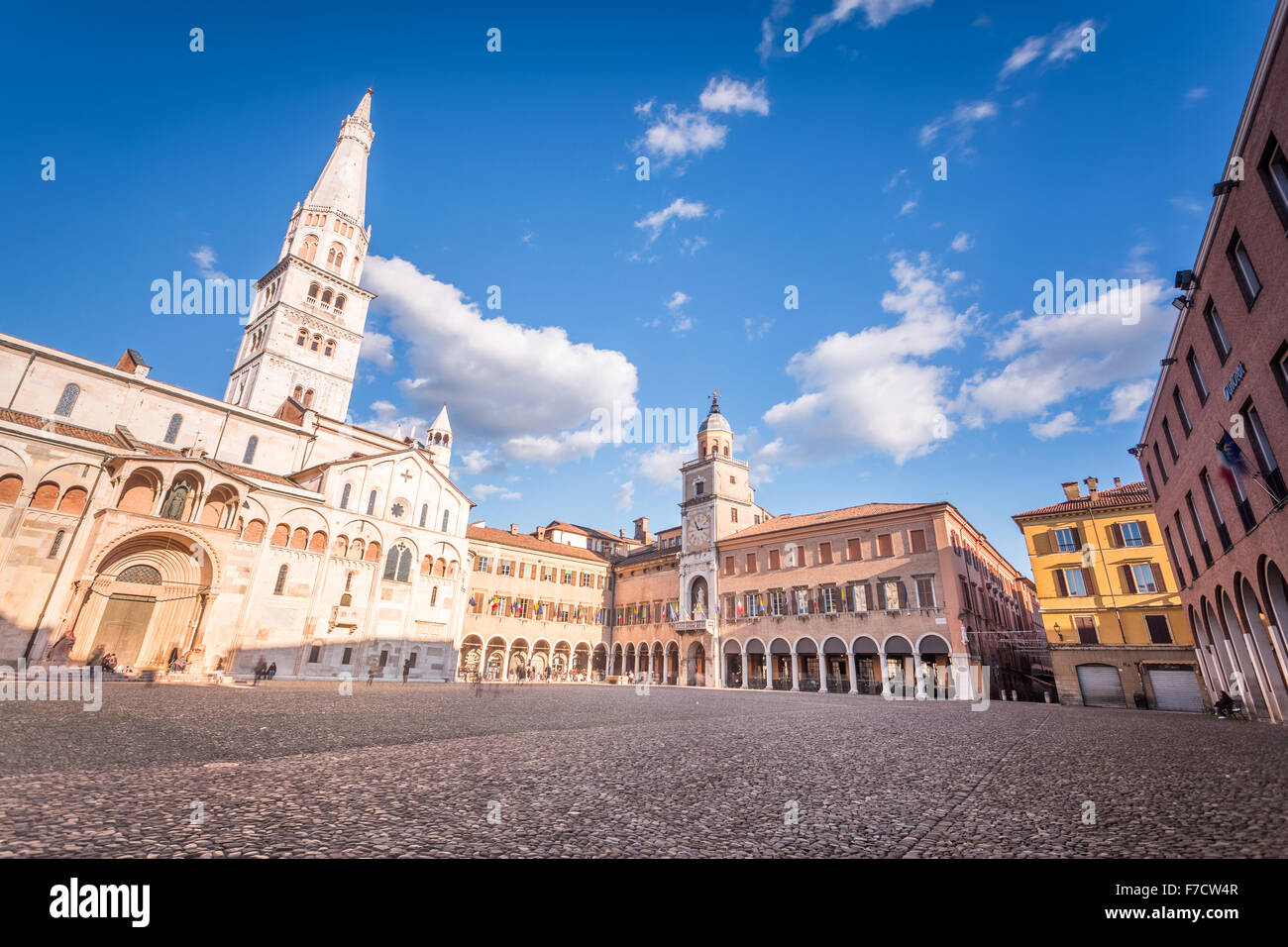 Modena, Emilia Romagna, Italia. Piazza Grande e il Duomo Foto Stock