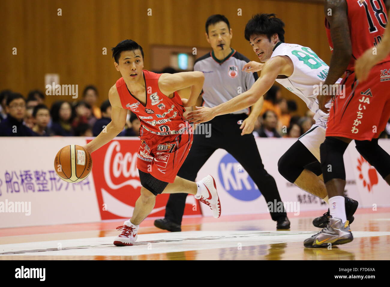 Yuki Togashi (jet), 29 novembre 2015 - Basket : National Basketball League 'NBL' 2015-2016 tra getti di Chiba 99-69 Nishinomiya cicogne in città Yachiyo palestra, Chiba, Giappone. (Foto di AFLO SPORT) Foto Stock