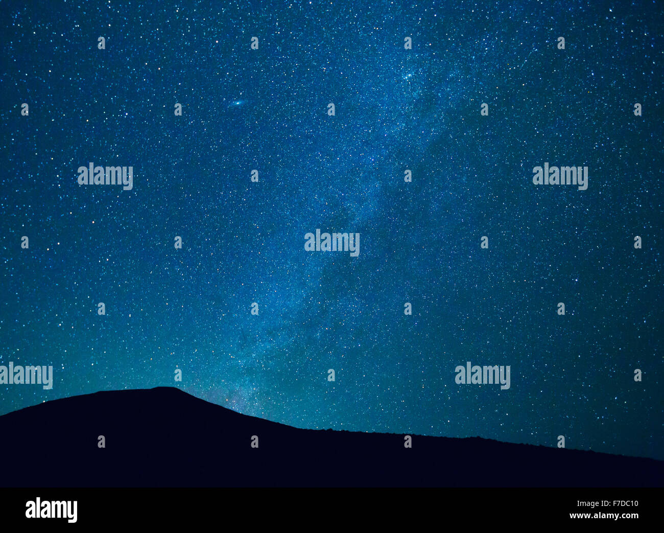 Le stelle nel cielo notturno, incredibile cielo stellato con la nebulosa galassia Foto Stock