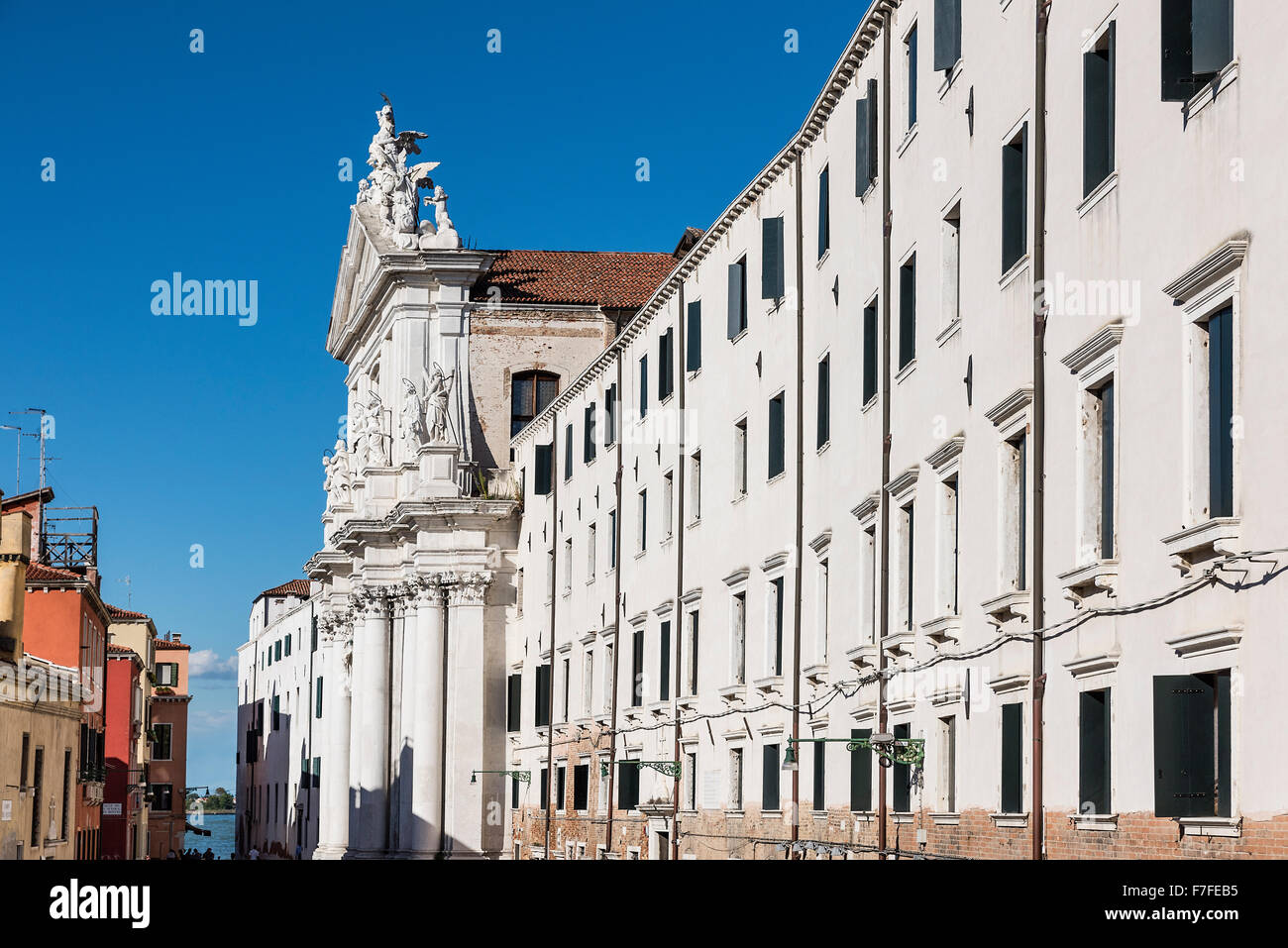 L'esterno della chiesa di Santa Maria Assunta, conosciuto anche come i Gesuiti, Venezia, Italia. Foto Stock