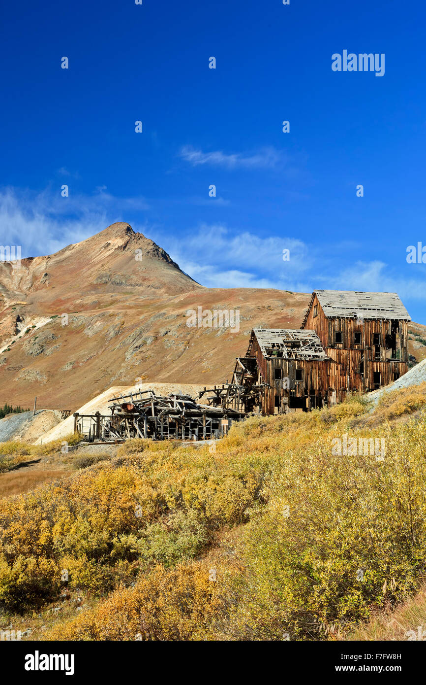 Abbandonato il Frisco Mill, San Juan Mountains, Colorado, STATI UNITI D'AMERICA Foto Stock