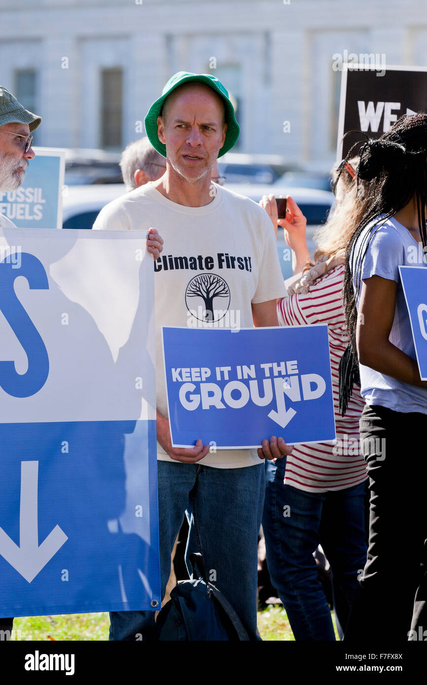 Gli attivisti del clima a "conservare in terra " rally - Washington DC, Stati Uniti d'America Foto Stock