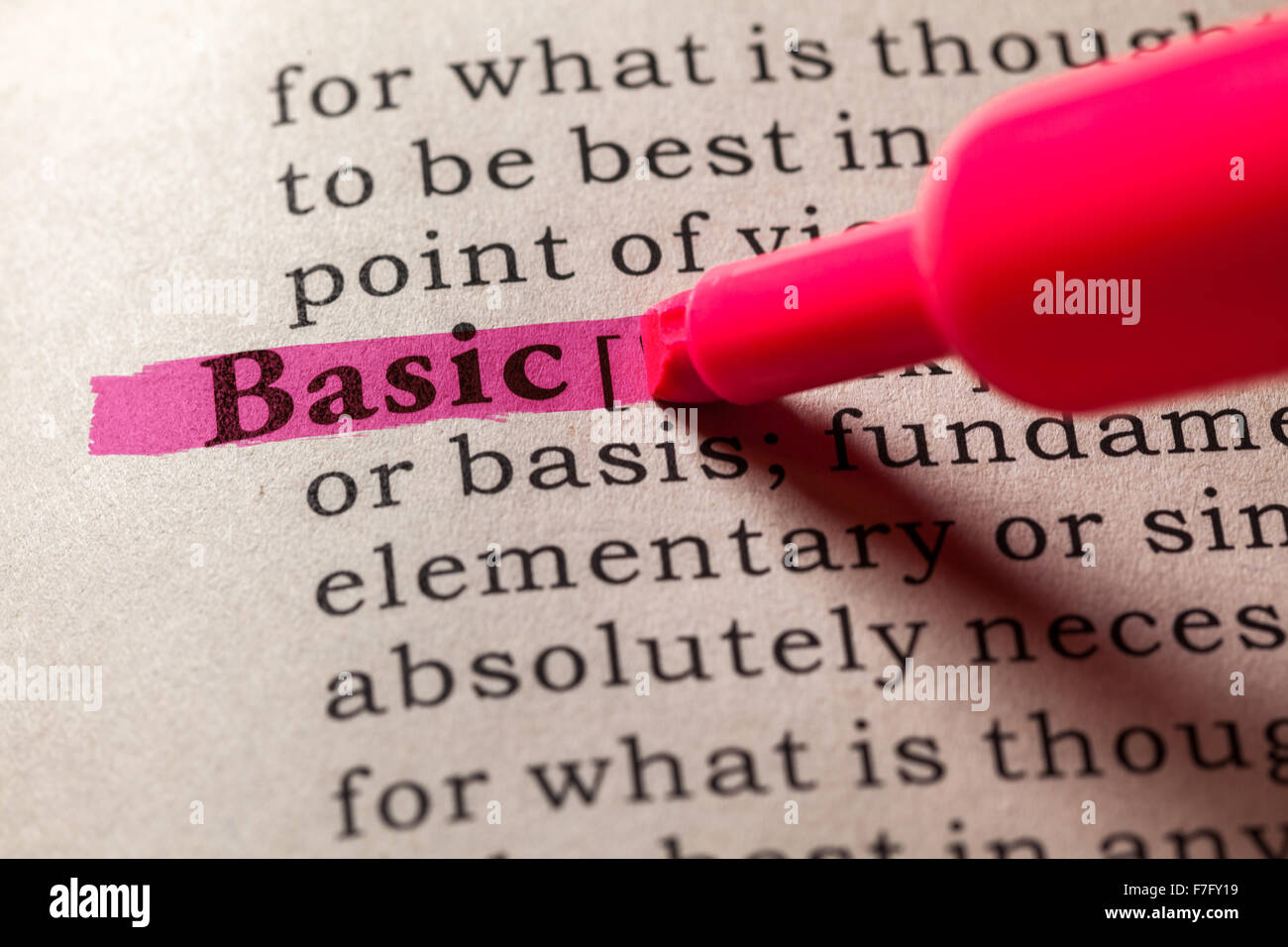 Fake Dizionario, definizione del dizionario della parola basic Foto Stock