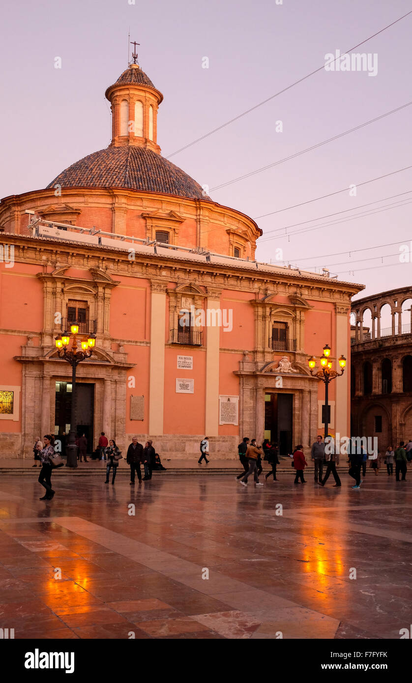 Basilica della Vergine, Plaza de la Virgen di Valencia, Spagna Foto Stock