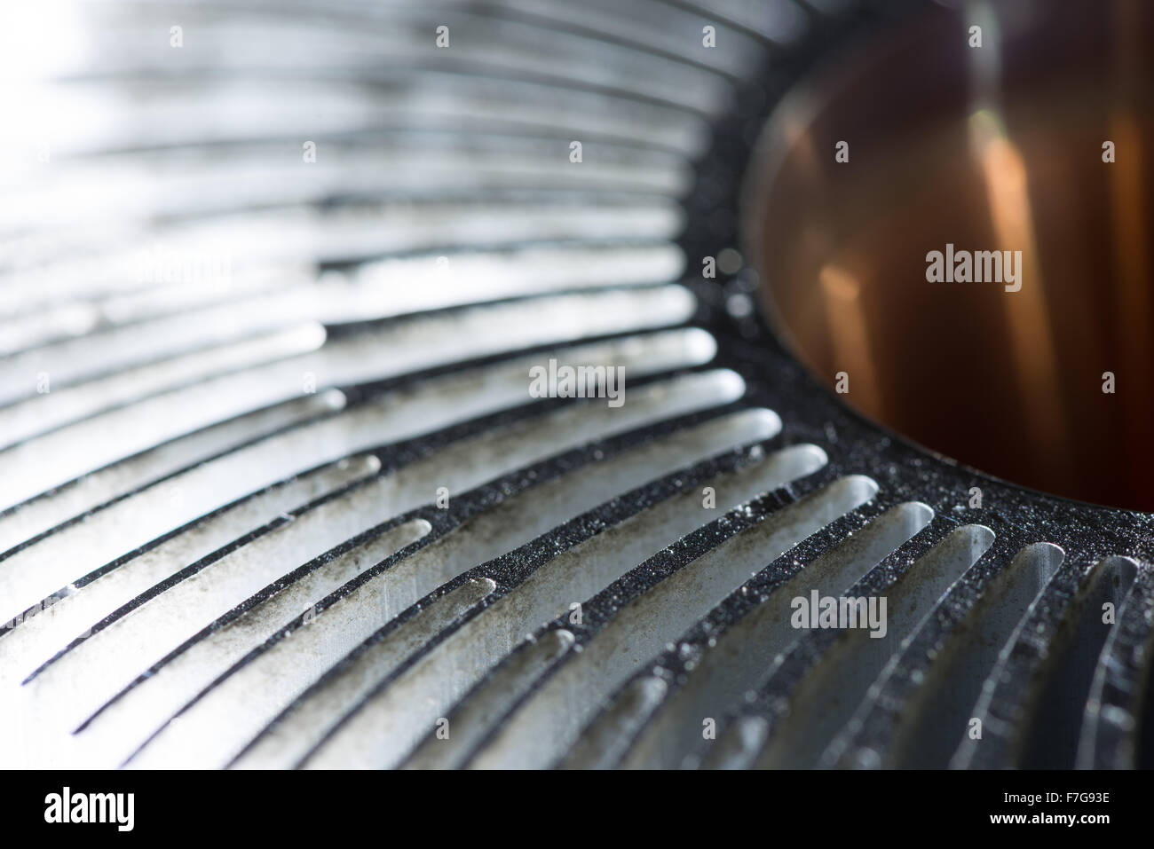 Dissipatore di calore in alluminio del conduttore di super alta velocità chip impedisce il surriscaldamento masterizzazione di radiazione di conduzione riscaldamento raffreddamento pc Foto Stock