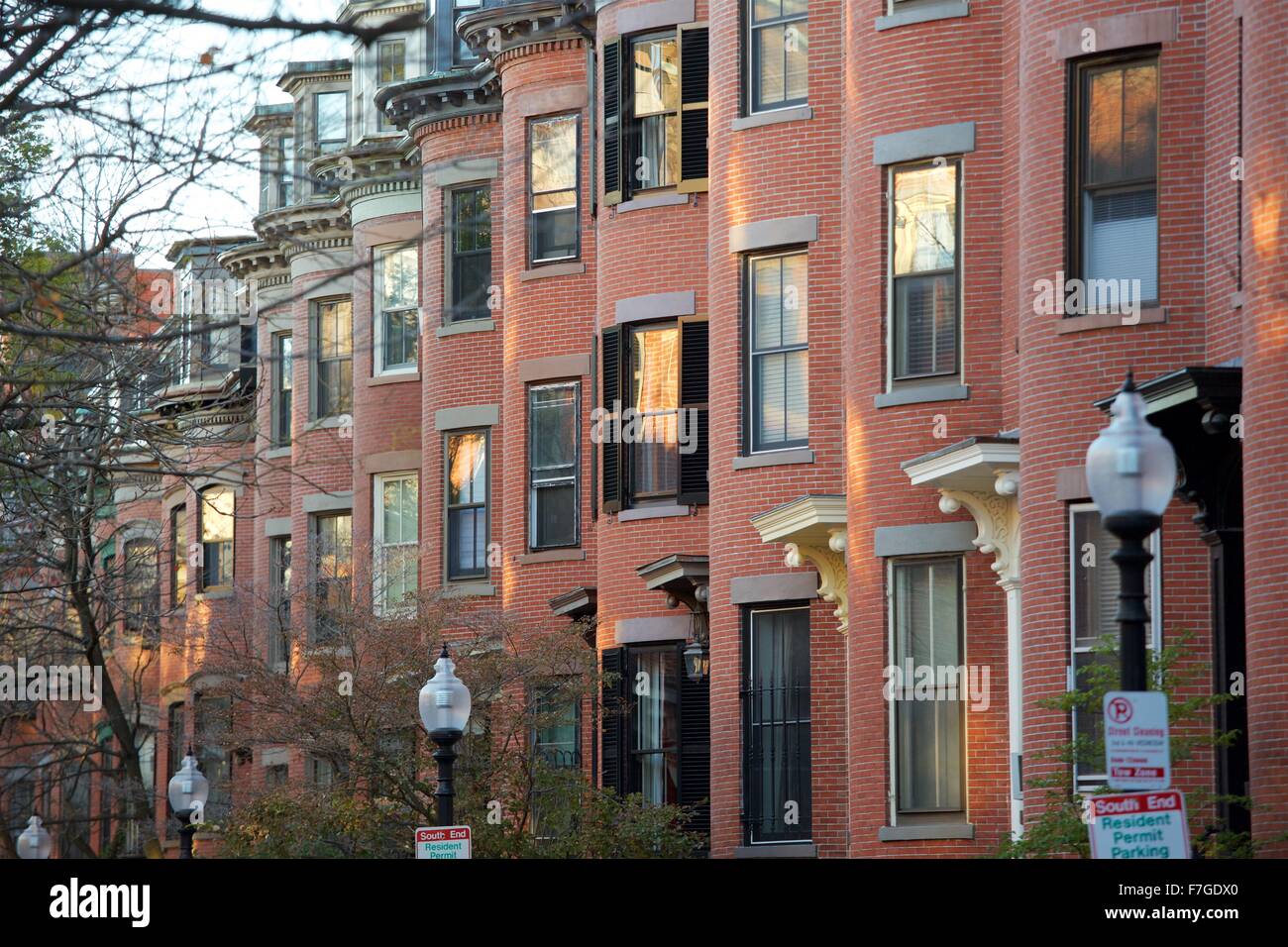 Autunno nella bella e storica estremità Sud quartiere di Boston, Massachusetts. Foto Stock