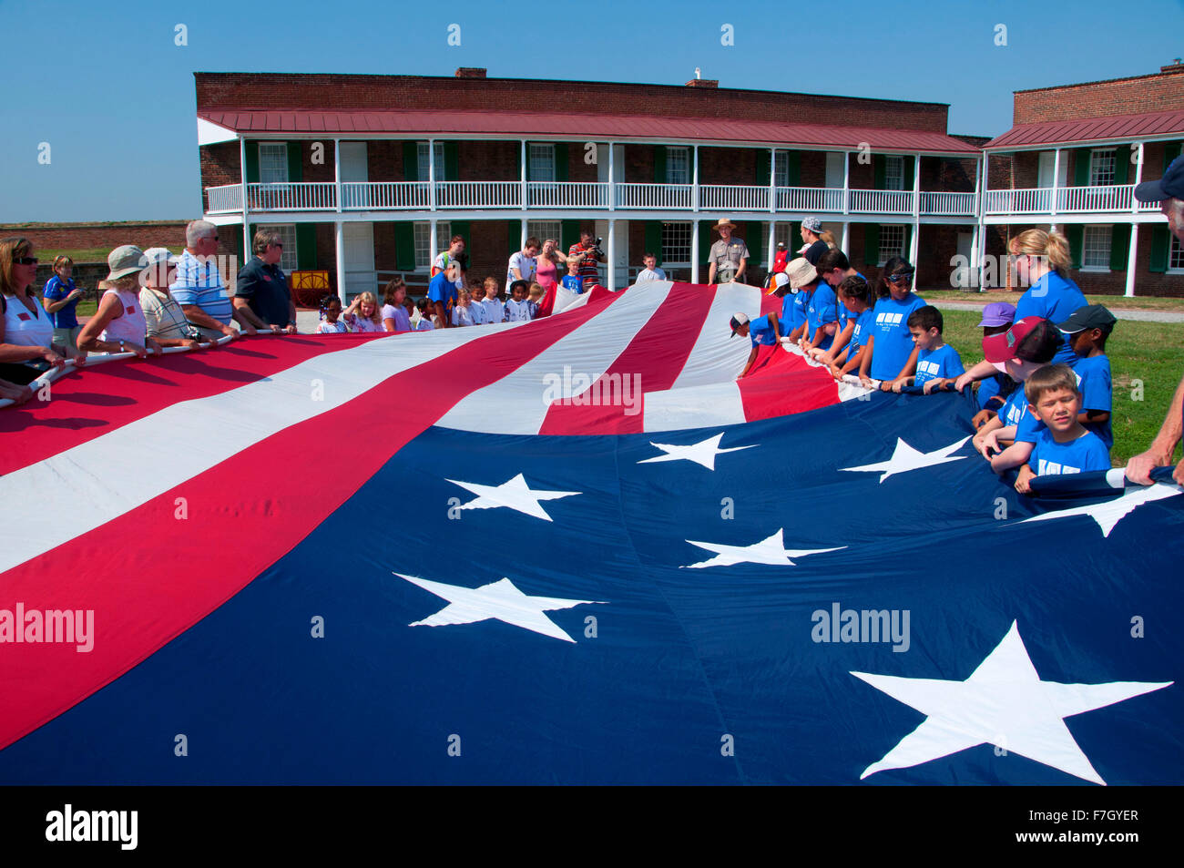 Cerimonia della bandiera, Fort McHenry National Monument e Santuario storico, Maryland Foto Stock