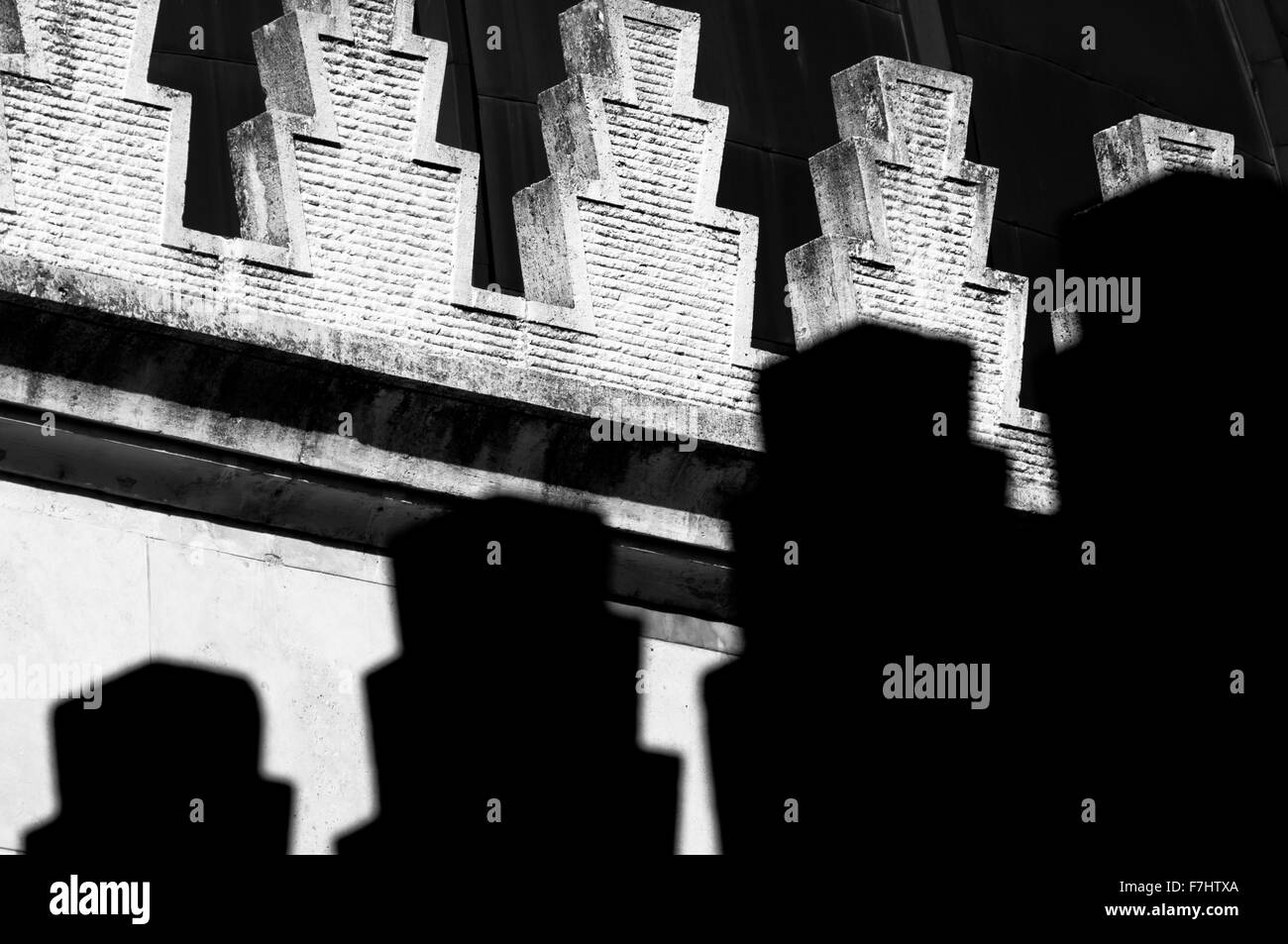 La parete della Grande Sinagoga di Dohány Street, Budapest, Ungheria orizzontale, in bianco e nero Foto Stock