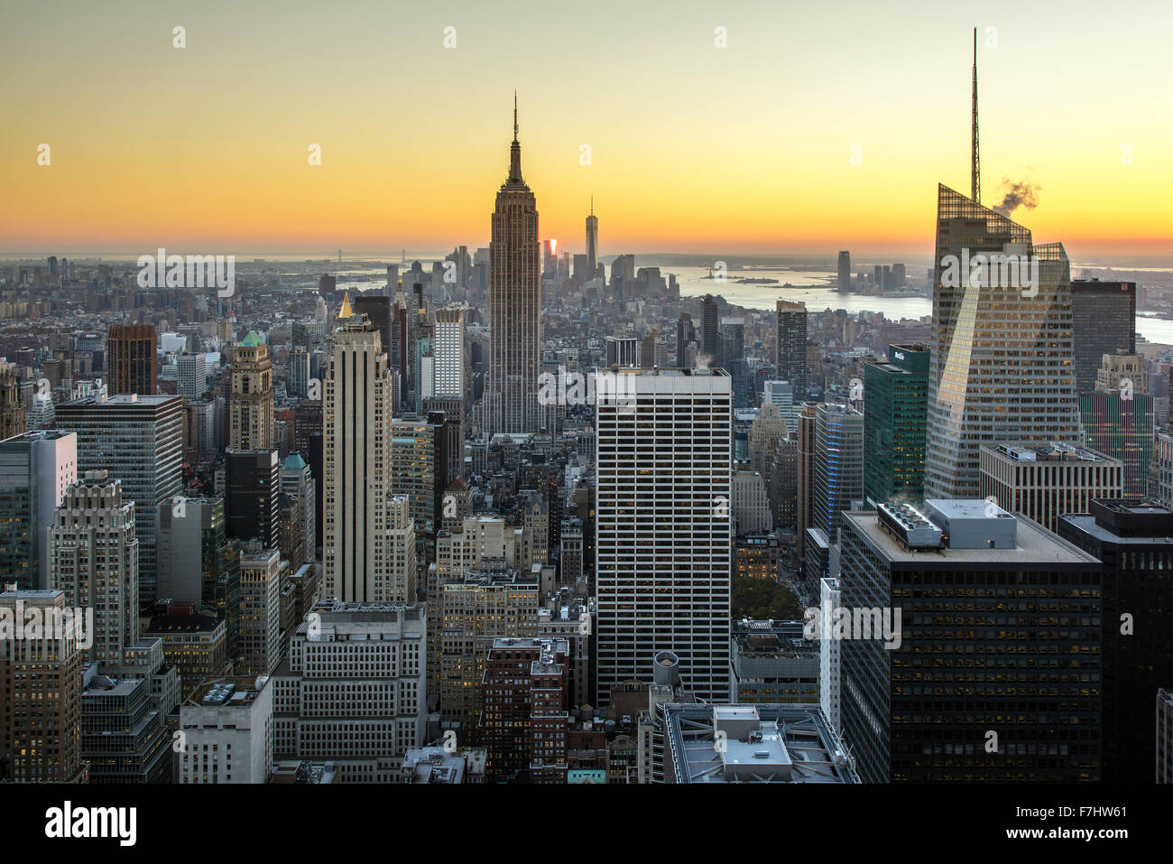 Midtown Manhattan skyline al tramonto, New York, Stati Uniti d'America Foto Stock