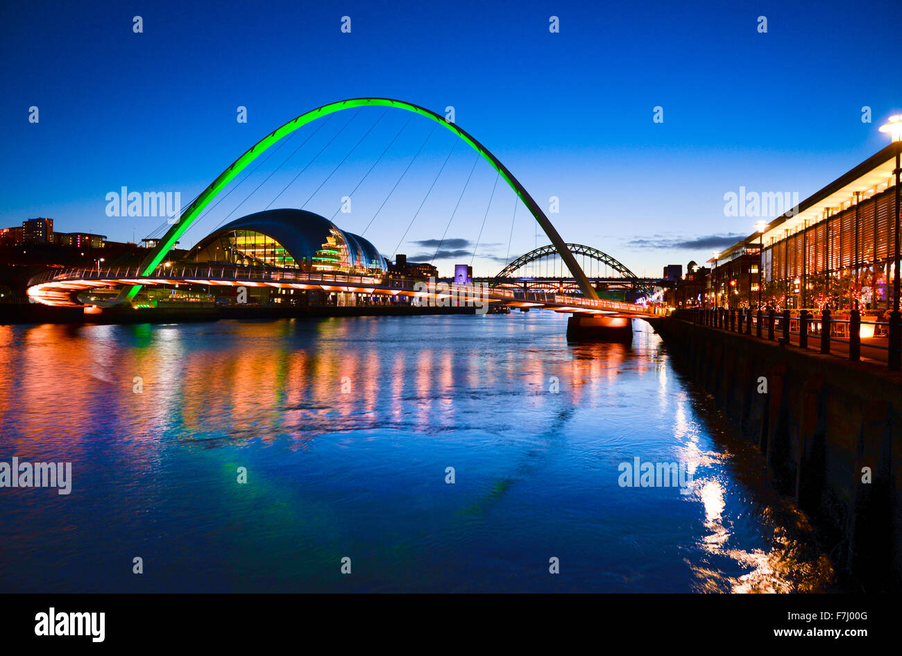 Newcastle upon Tyne, Quayside in prima serata Foto Stock