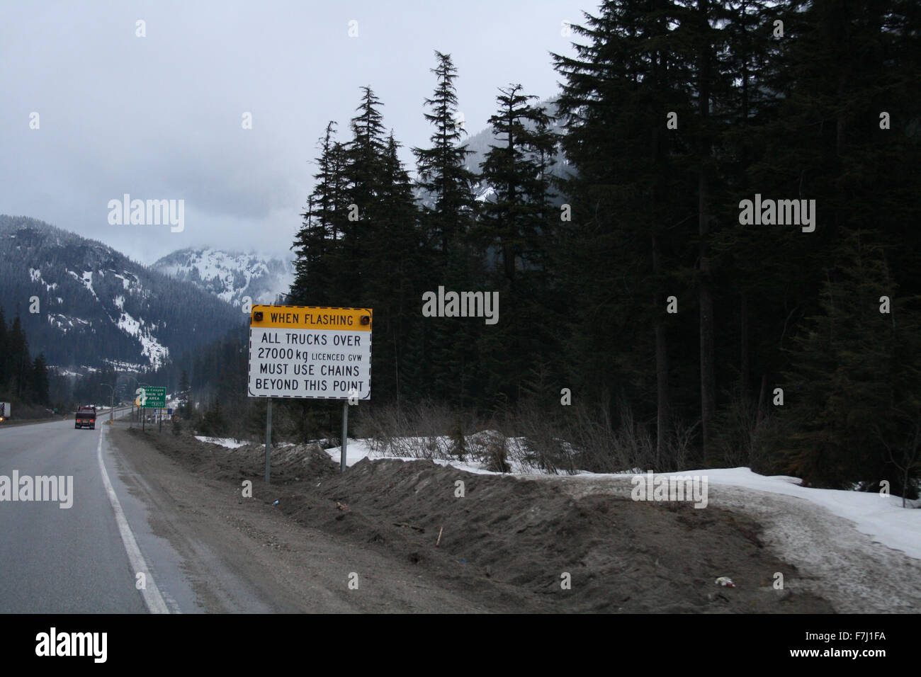 Casella catena canyon up area segni Coquihalla Highway 5 Box Canyon fino a catena, zona sud ovest del grande orso Snowshed. Foto Stock