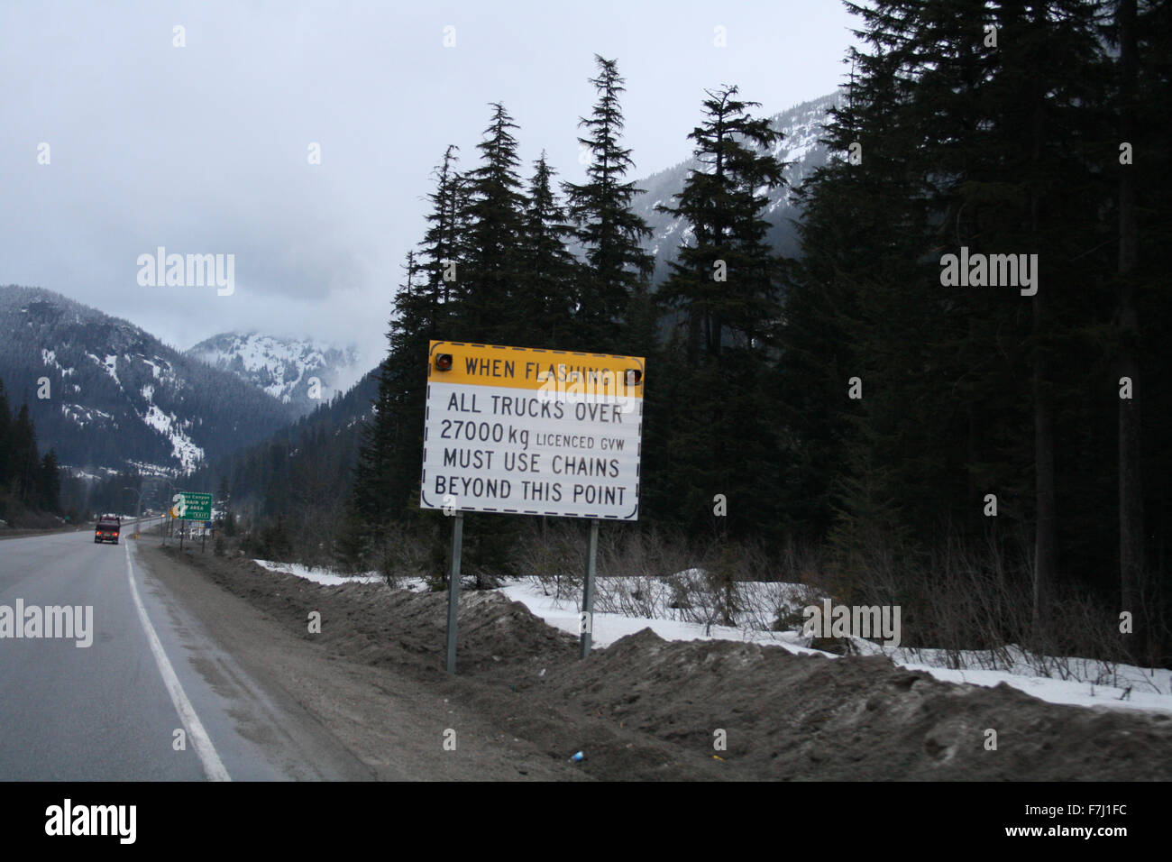 Casella catena canyon up area segni Coquihalla Highway 5 Box Canyon fino a catena, zona sud ovest del grande orso Snowshed. Foto Stock