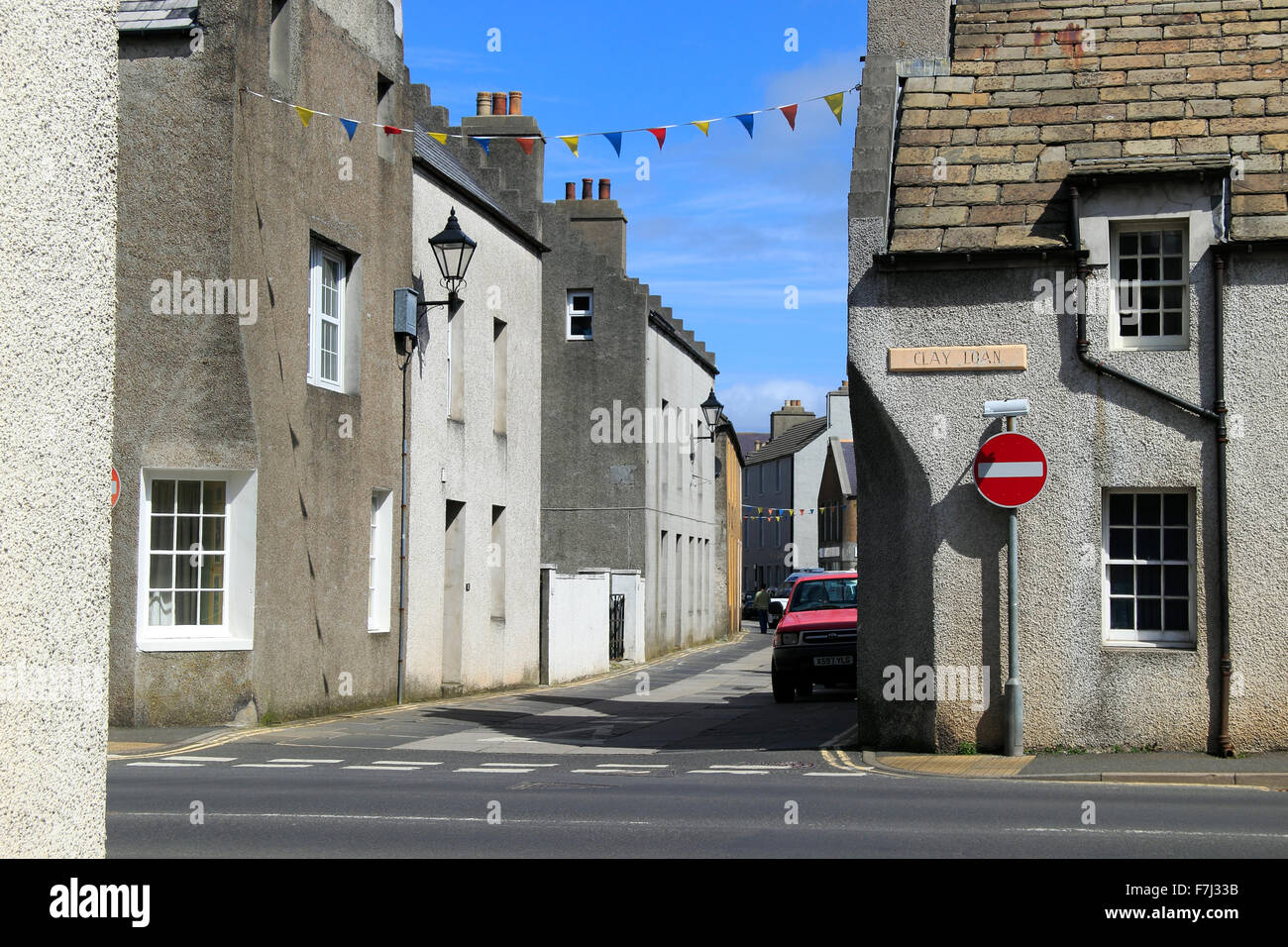 Prestito di argilla e Union Street guardando verso Victoria Street a Kirkwall Isole Orcadi Scozia UK Foto Stock