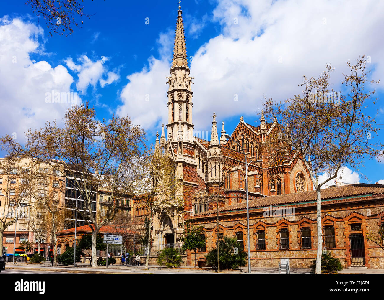 Iglesia y convento de las Salesas in Barcellona. La Catalogna, Spagna Foto Stock