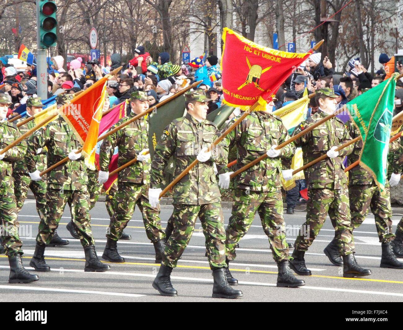 Bucarest, Romania. Il 1 dicembre del 2015. Parata militare a Bucarest in Romania della Giornata Nazionale. Il 1 dicembre 2015. Credito: Paolo Hristea/Alamy Live News Foto Stock