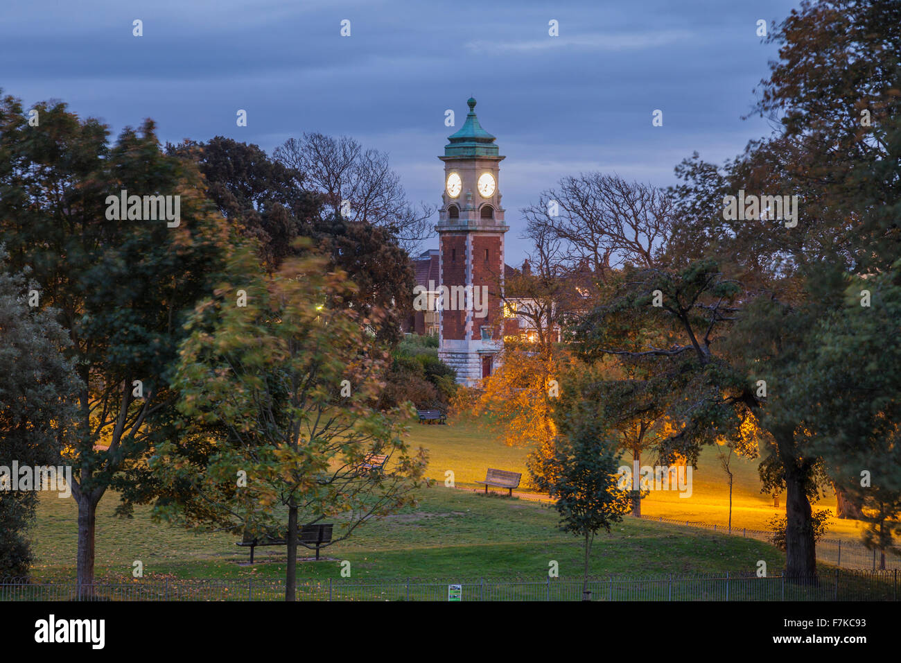 Serata a Queen's Park, Brighton East Sussex, Inghilterra. Foto Stock