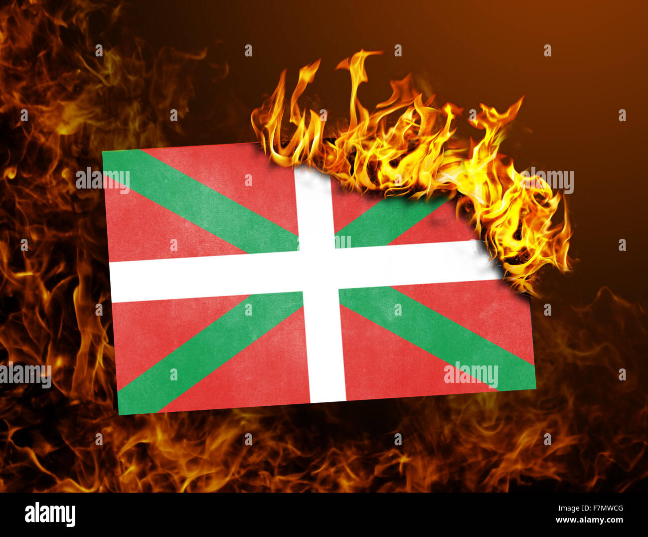 Masterizzazione di bandiera - concetto di guerra o di crisi - Paese Basco Foto Stock