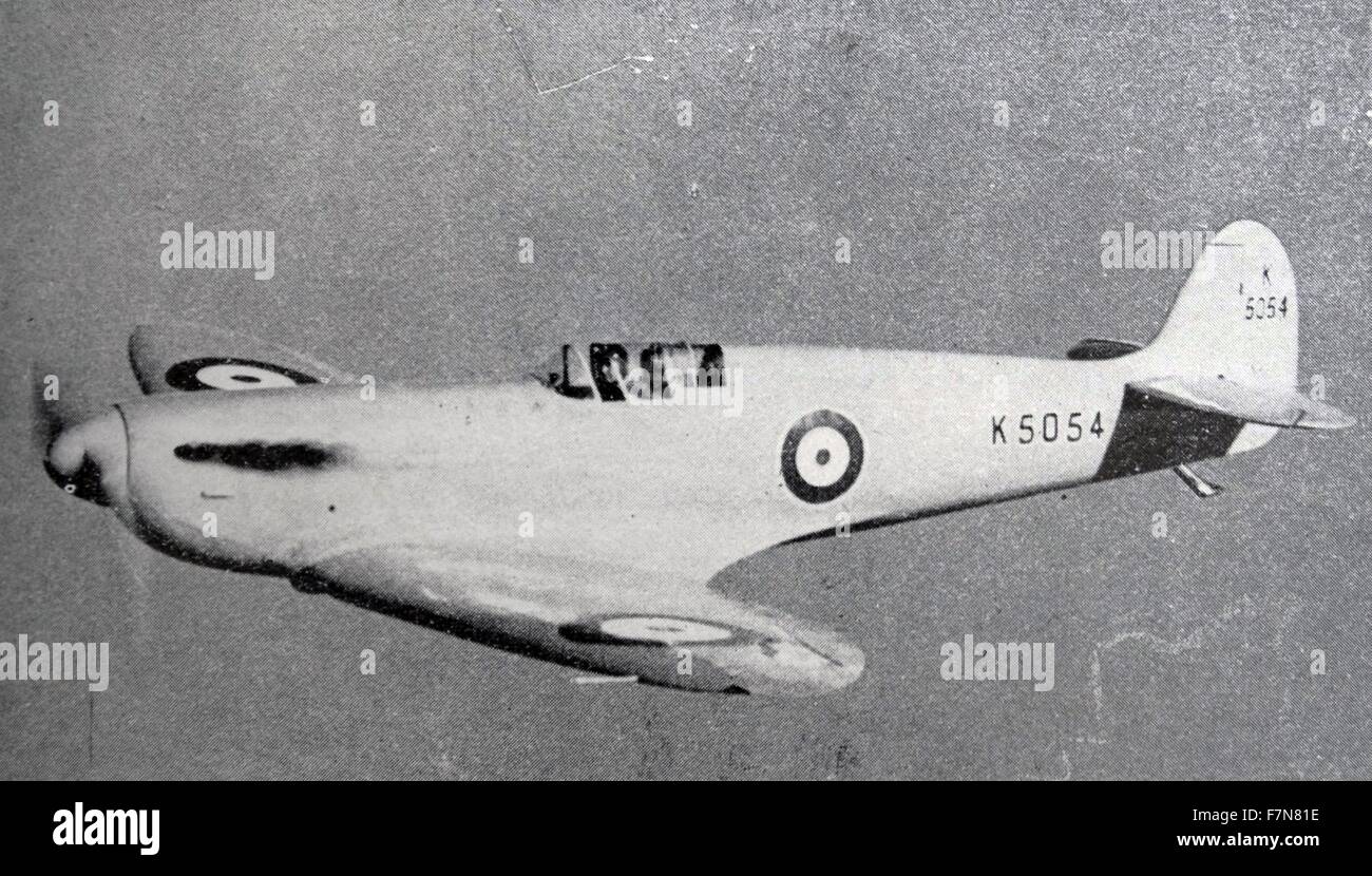 Il Supermarine Spitfire; British monomarca Seat fighter aircraft tmaking il suo primo volo 1936 Foto Stock