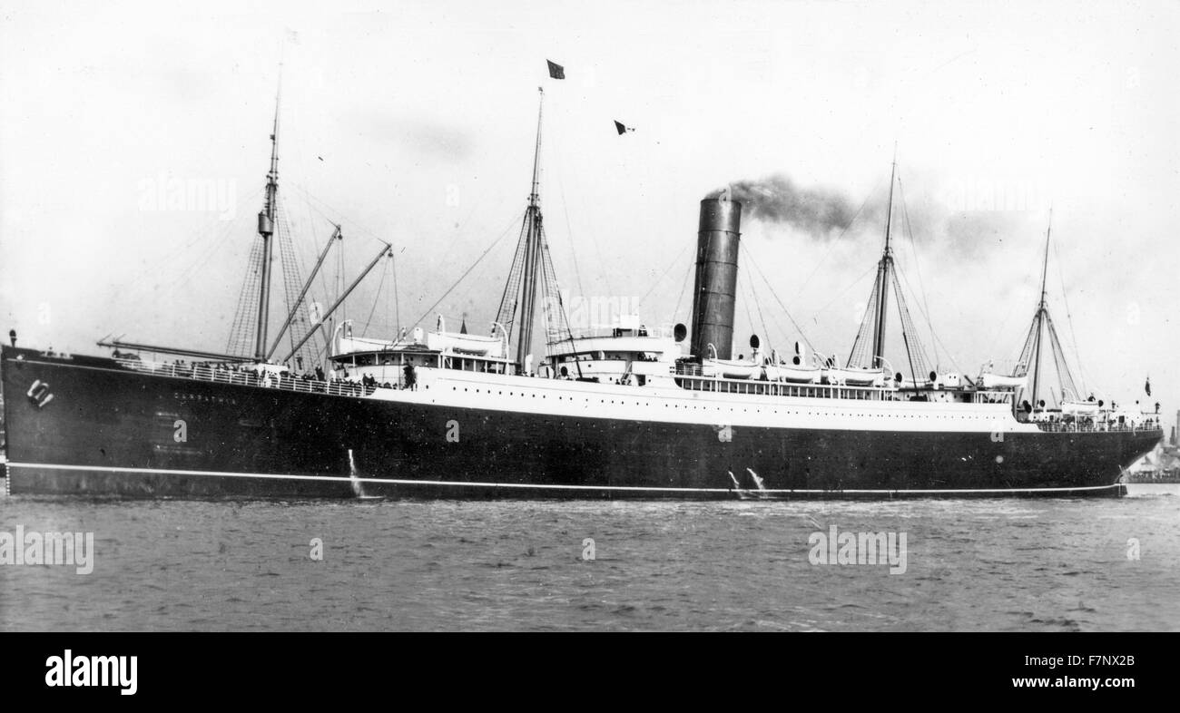 RMS Carpathia; un Cunard Line passeggeri transatlantici steamship, famoso per soccorrere i sopravvissuti del RMS Titanic dopo aver colpito un iceberg e affondò con una perdita di 1.512 vive il 15 aprile 1912. Carpathia stessa fu affondato nell'Atlantico il 17 luglio 1918 durante la Prima Guerra Mondiale Foto Stock