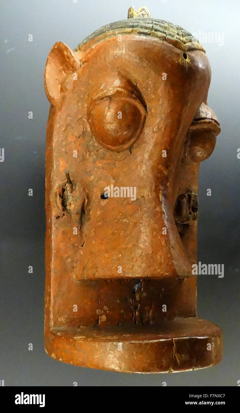 In legno maschera Otomporo da Yoruba, Sud-Ouest, Nigeria, Africa. In data xx secolo Foto Stock