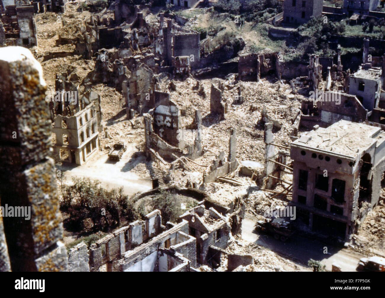 La seconda guerra mondiale le rovine di Berlino 1945 Foto Stock
