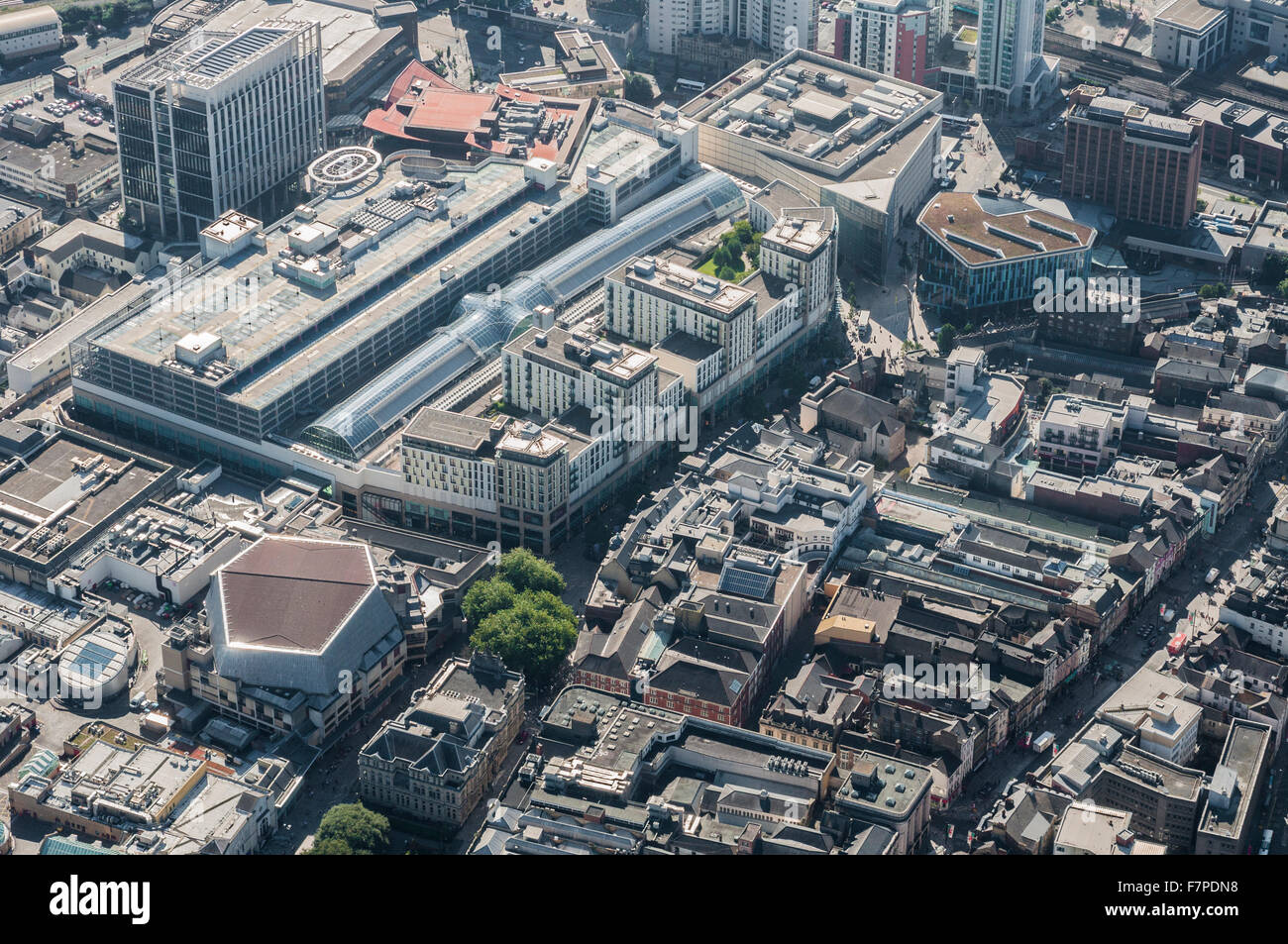 Vedute aeree del centro di Cardiff Foto Stock
