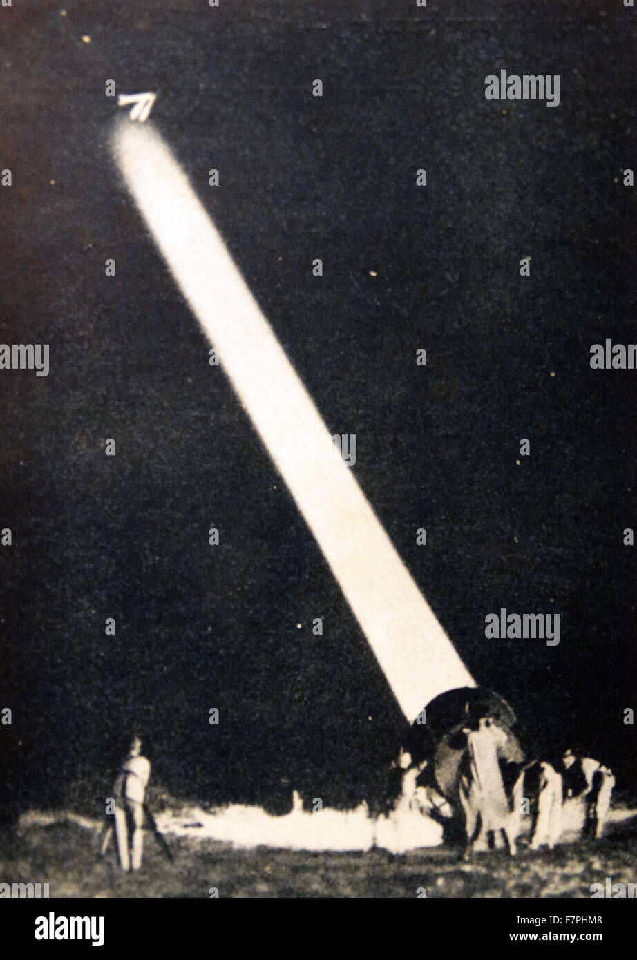 Tedesco la seconda guerra mondiale il proiettore di un preparato in un  tedesco anti-posizione di aeromobili 1917 Foto stock - Alamy