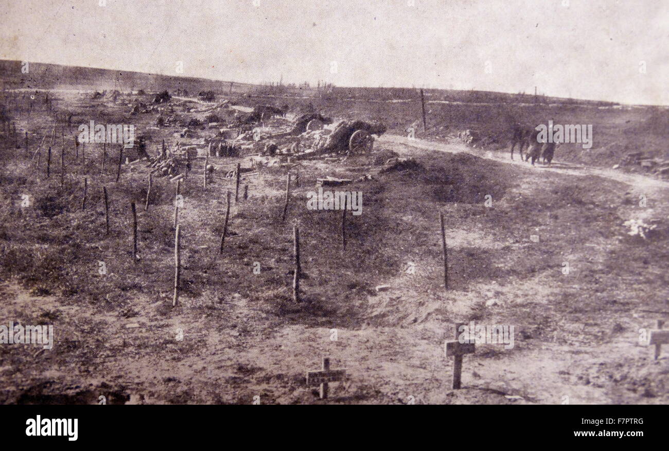 Artiglieria abbandonati a battlefront durante la Prima Guerra Mondiale 1916 Foto Stock