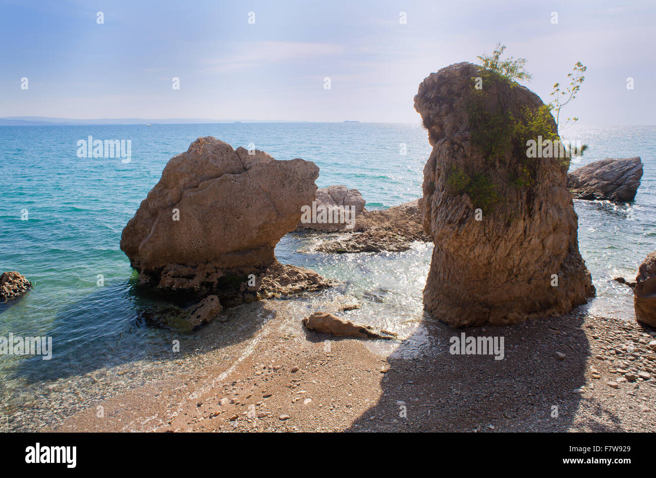 Vista di clif nella spiaggia di Trieste Foto Stock