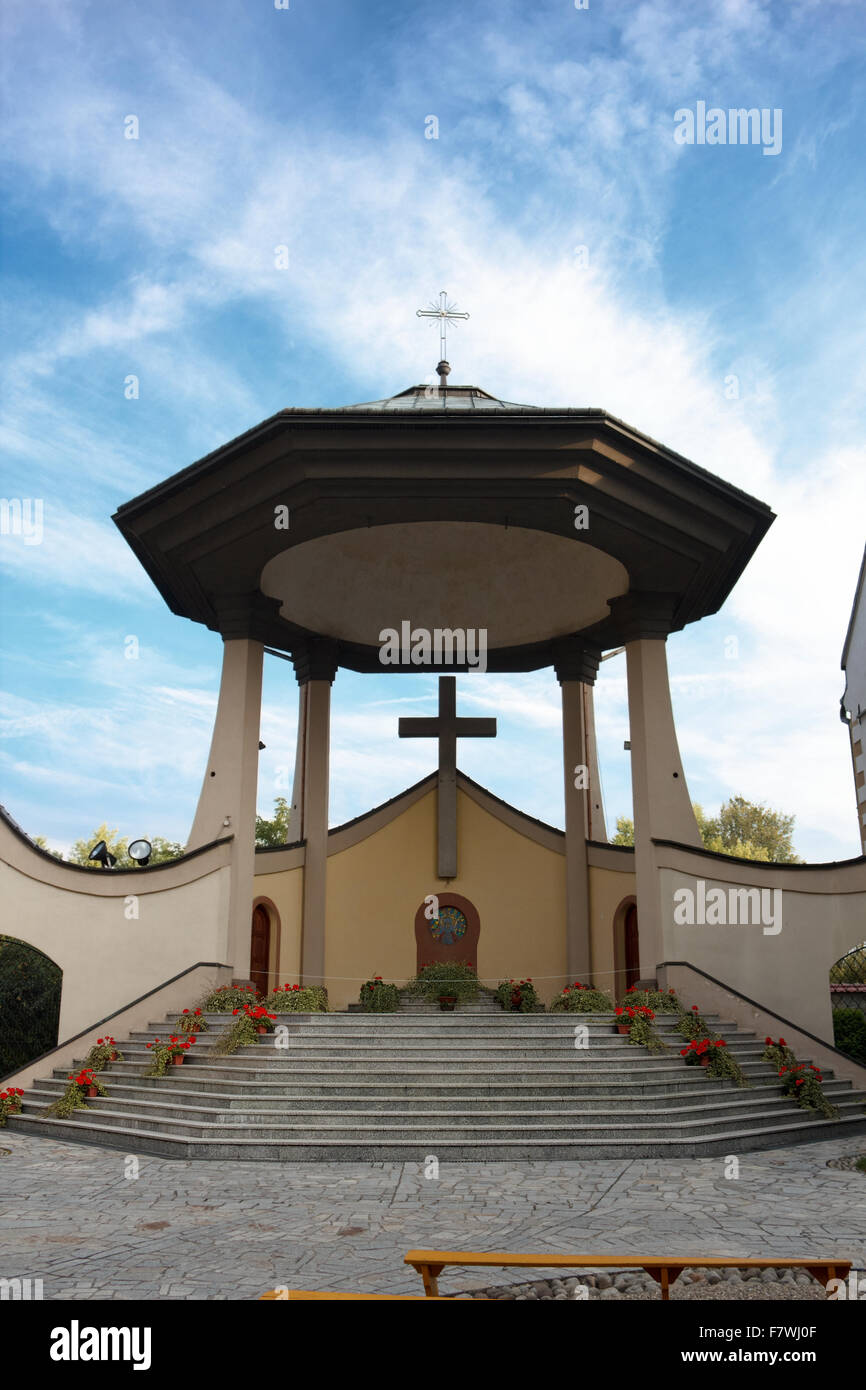 Cortile. Il XIII secolo. Monastero delle Clarisse Cappuccine del Stary Sacz, Polonia. Foto Stock