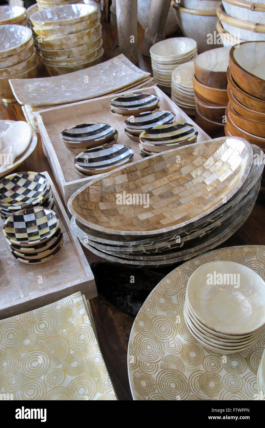Oggetti per il servizio da tavola Store, Chiang Mai, Thailandia Foto Stock