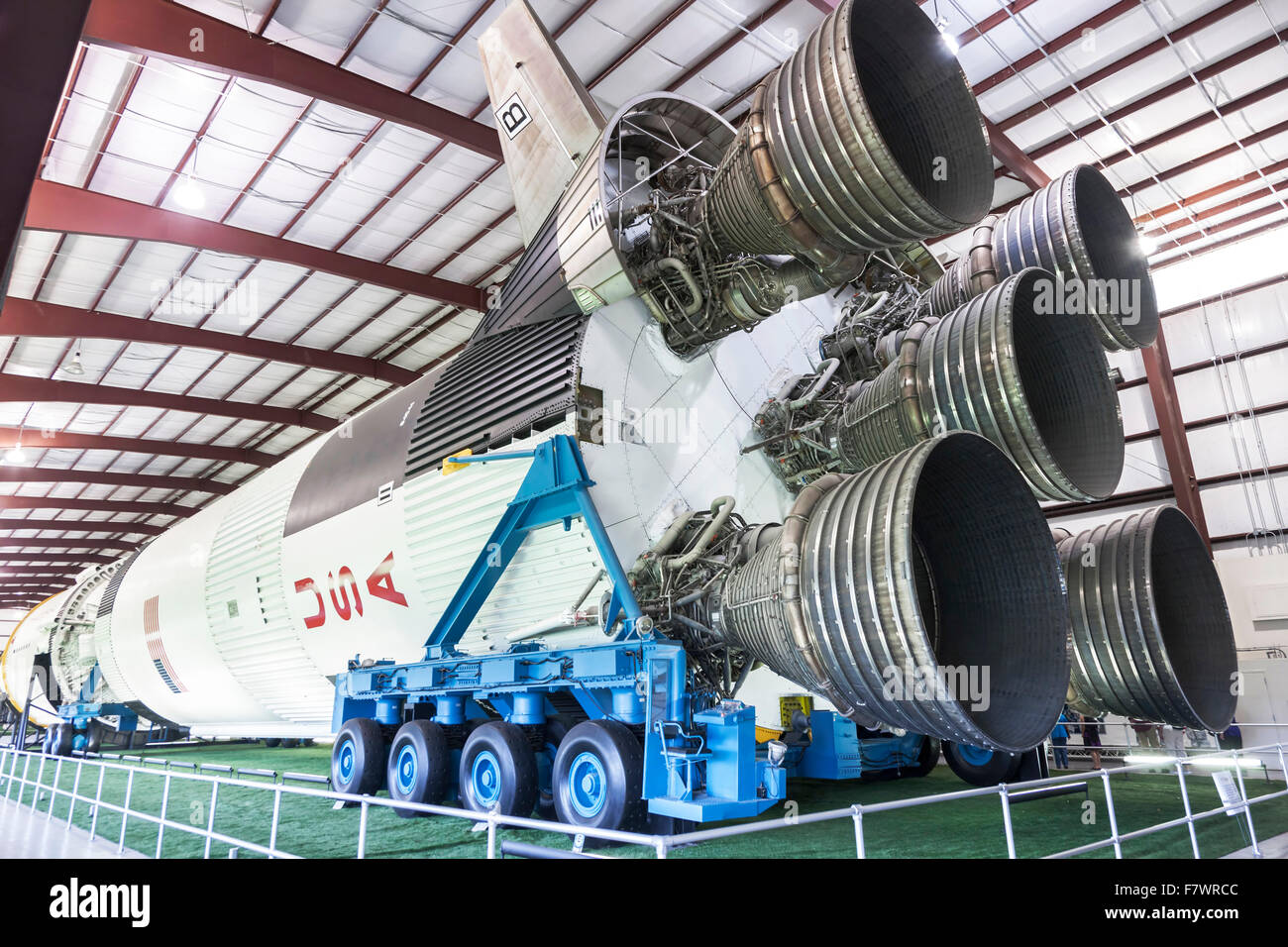 Saturn 5 Display presso il Centro Spaziale Huston, Texas. Foto Stock