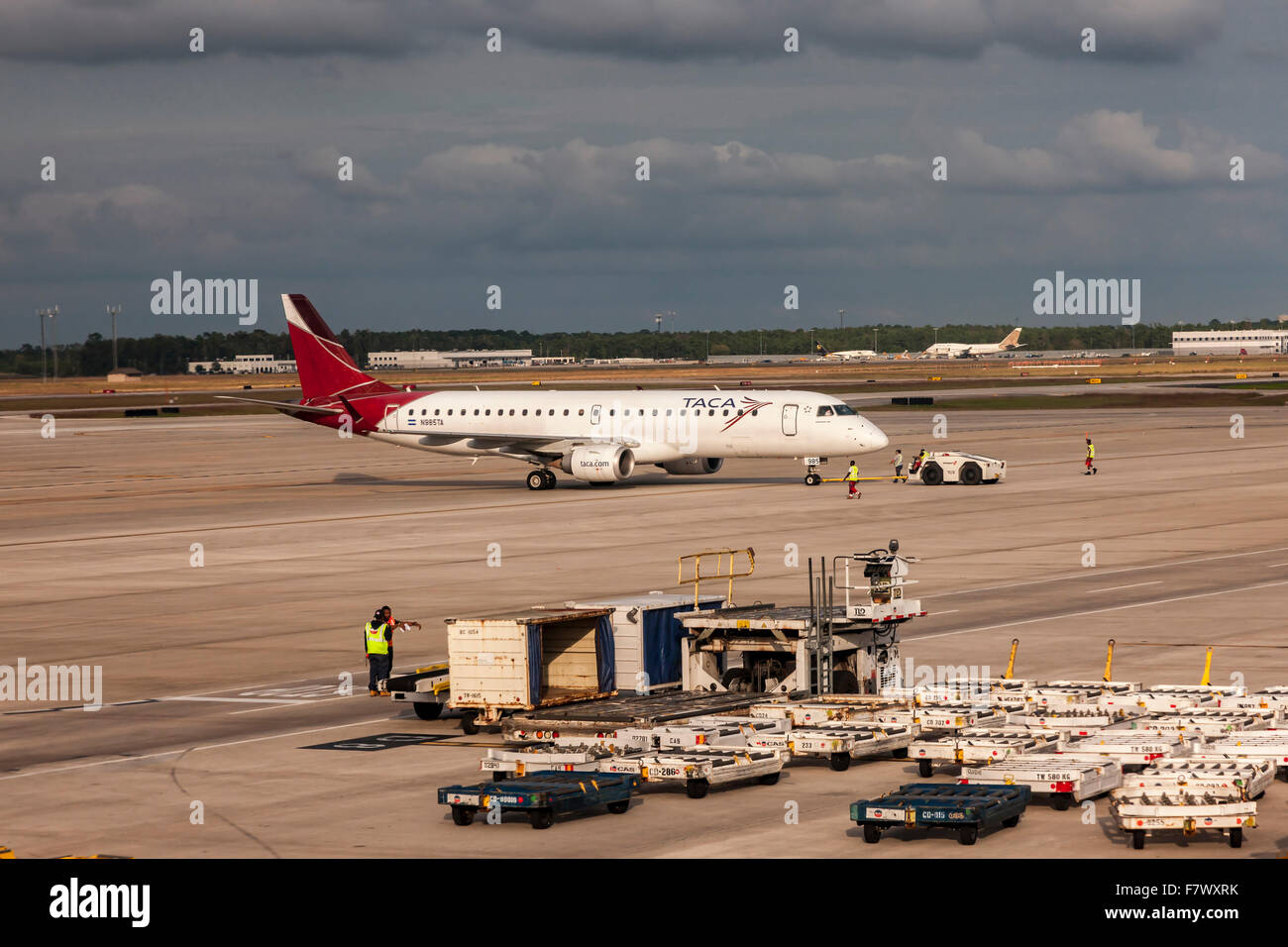Uscire dall'Aeroporto George Bush Intercontinental di Houston, Texas. Foto Stock