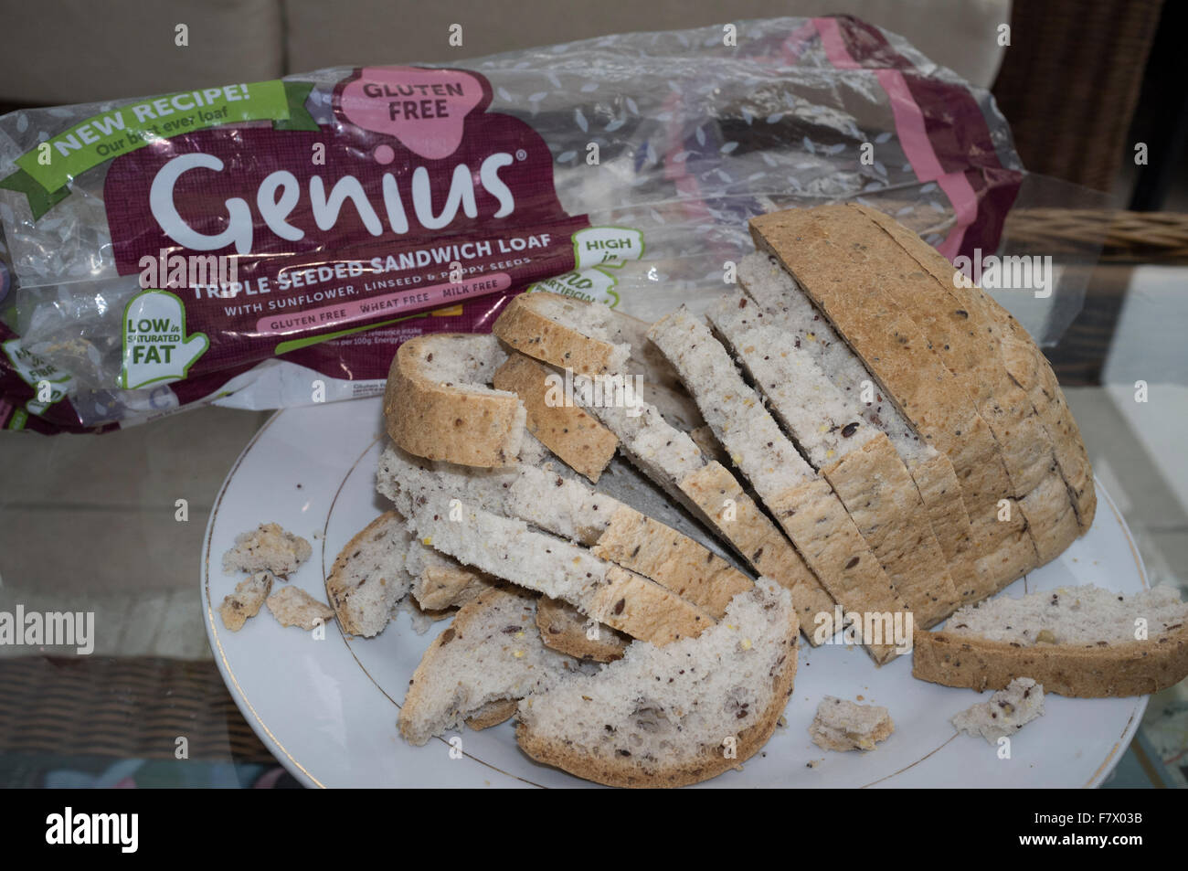 Genius senza glutine pane rottura Foto Stock