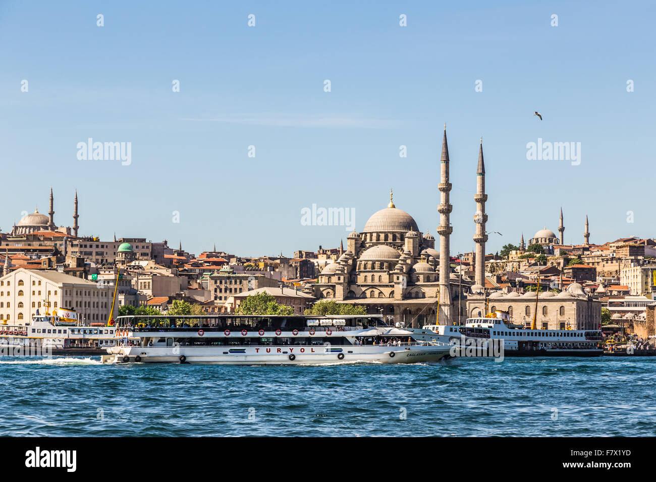 La moschea di nuovo sul Golden Horn, Istanbul, Turchia Foto Stock