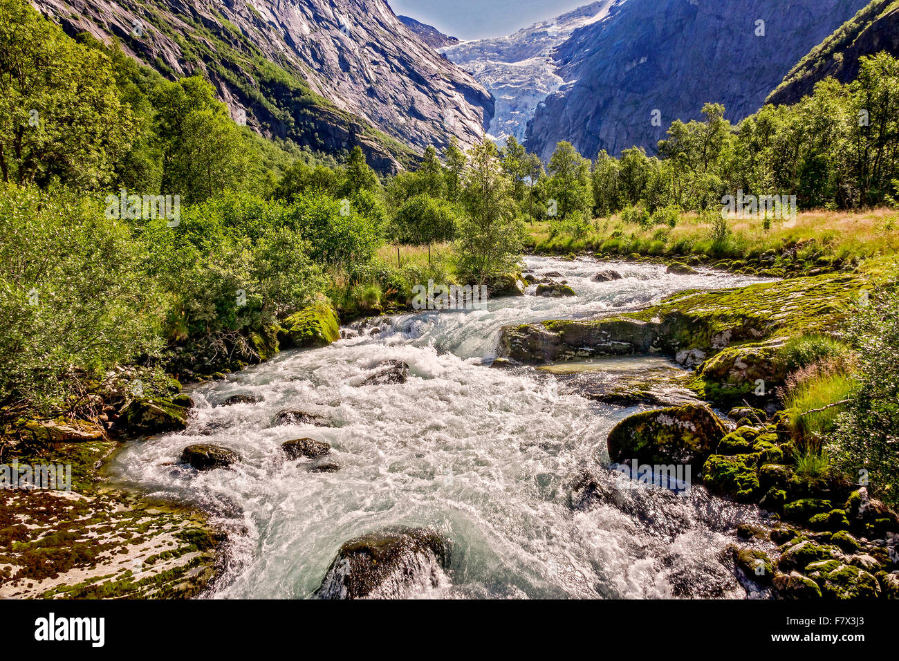 Il Ghiacciaio Briksdal Jostedalsbreen parco nazionale in Norvegia Foto Stock