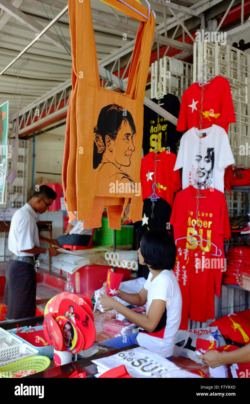 La sede centrale della NLD, Yangon Foto Stock