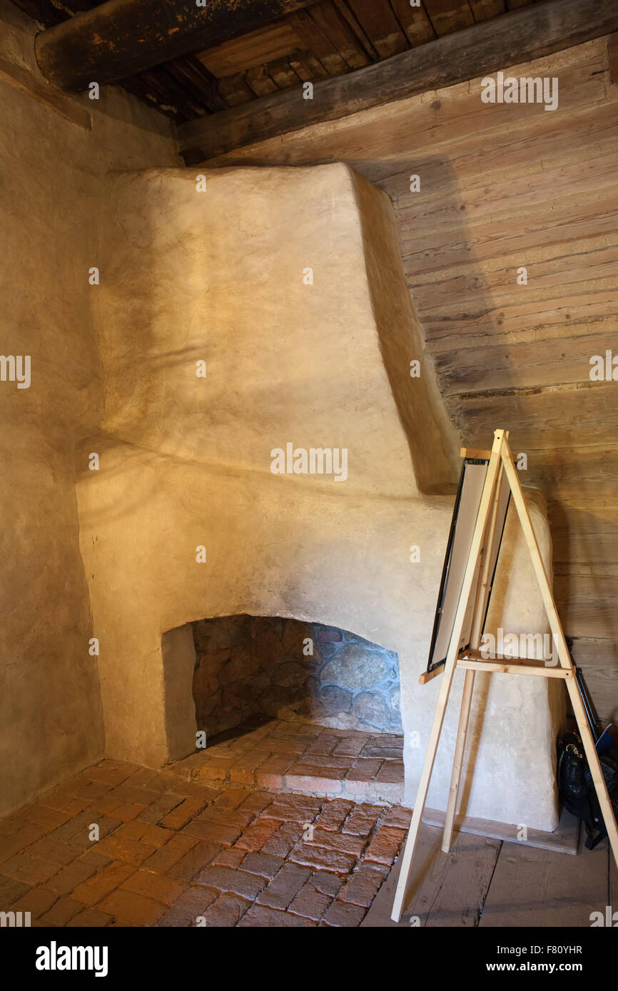 Medievale Torre Ducale - Cavaliere del torre in Siedlecin, Polonia, camino al primo piano Foto Stock