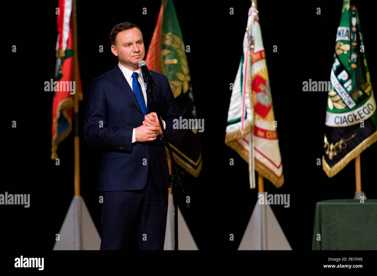 Belchatow, Polonia. 4 dicembre, 2015. Presidente della Polonia, Andrzej Duda, offre un discorso durante la 'Barbórka' - i minatori annuale Giornata". Credito: Marcin Rozpedowski/Alamy Live News Foto Stock