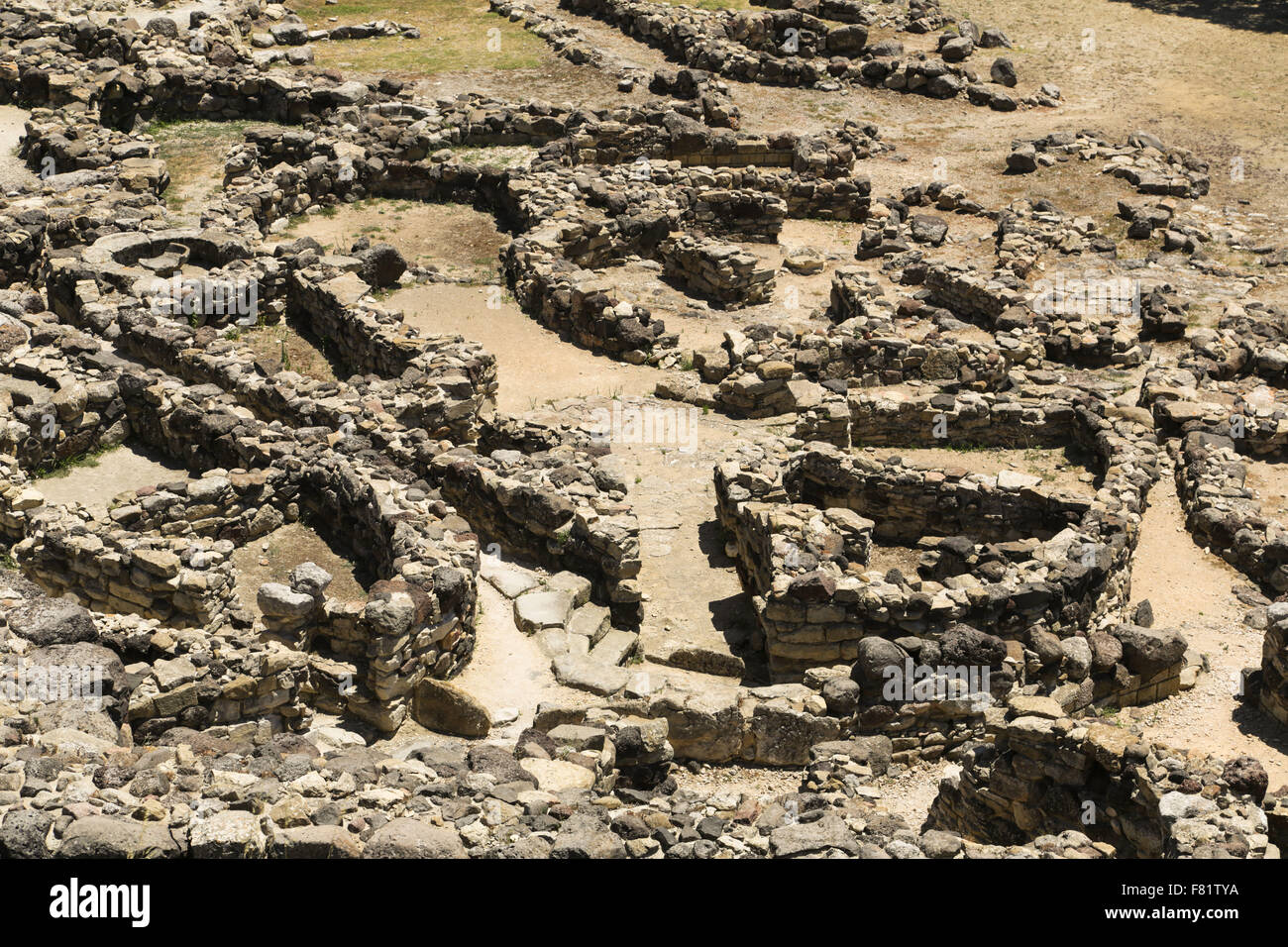 Le rovine di Su Nuraxi vicino a Barumini in Sardegna Foto Stock