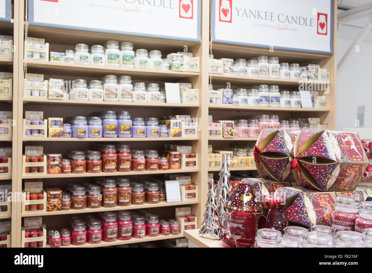 Candles yankee candle store immagini e fotografie stock ad alta risoluzione  - Alamy