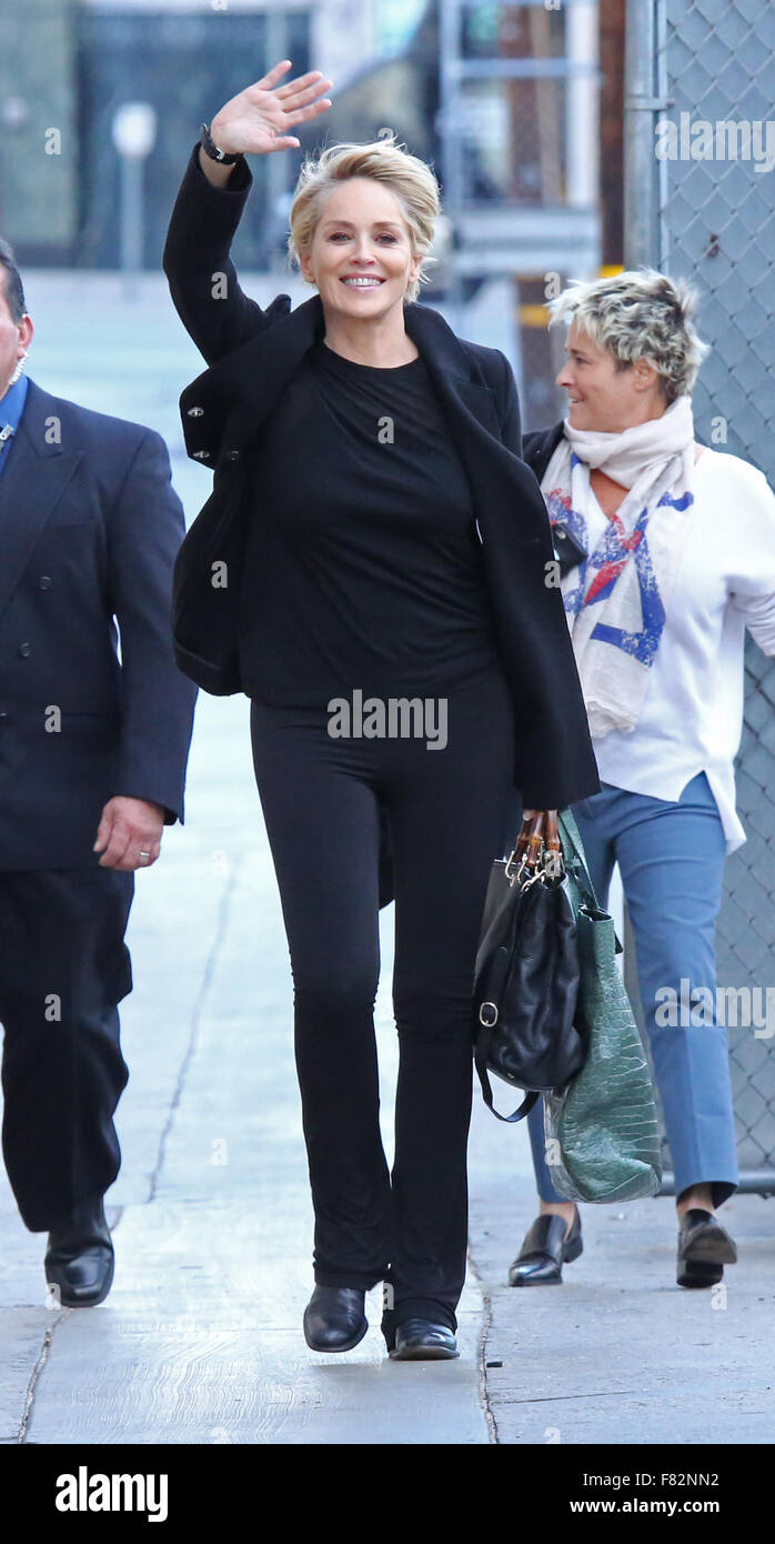 Sharon Stone a Jimmy Kimmel Live! Studios di Hollywood con: Sharon Stone dove: Los Angeles, California, Stati Uniti quando: 03 Nov 2015 Foto Stock