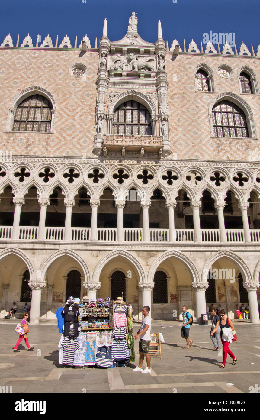 La facciata ovest del Palazzo Ducale Venezia Foto Stock