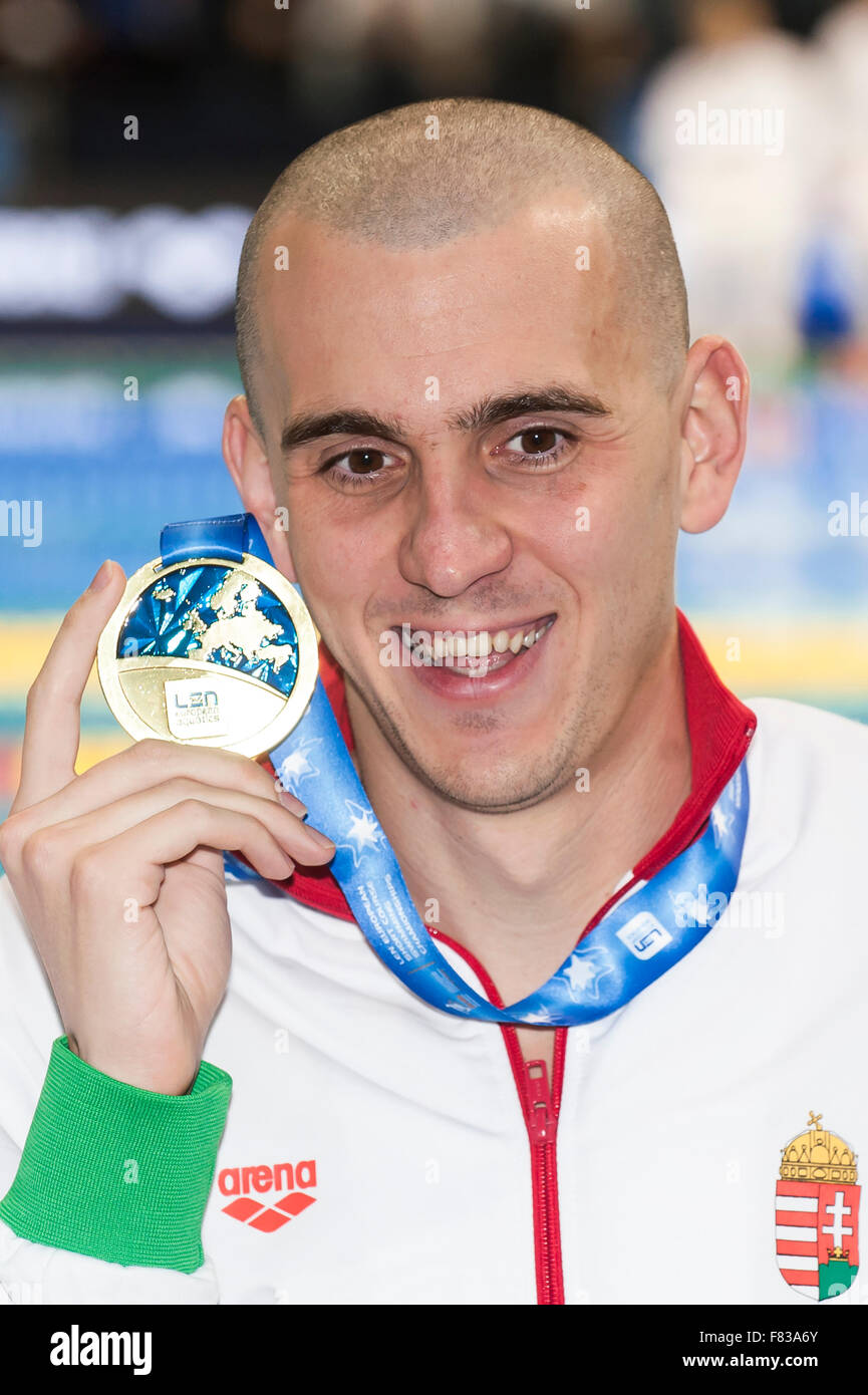 Israele. 04 Dic, 2015. CSEH Laszlo HUN medaglia d oro e il nuovo record europeo Uomini 200m medley finale di Israele, Wingate Institute LEN European Short Course Swimming Championships Dic. 2 - 6, 2015 Netanya 04-12-2015 foto Giorgio Perottino/ © Insidefoto/Alamy Live News Credito: Insidefoto/Alamy Live News Foto Stock