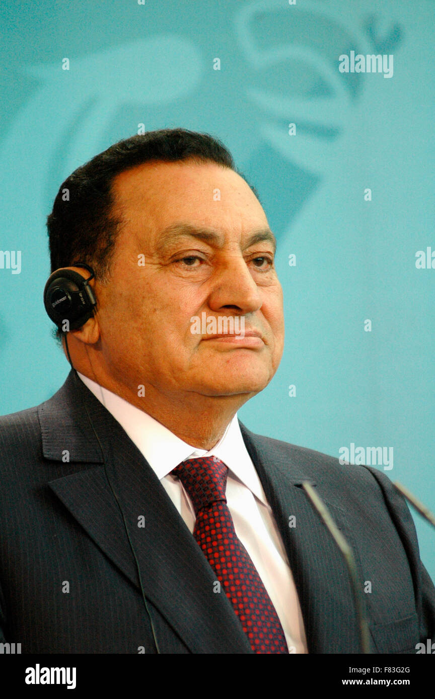 Hosni Mubarak - Treffen des aegyptischen Praesidenten mit der deutschen Bundeskanzlerin am 10. Mai 2006 im Bundeskanzleramt, Ber Foto Stock
