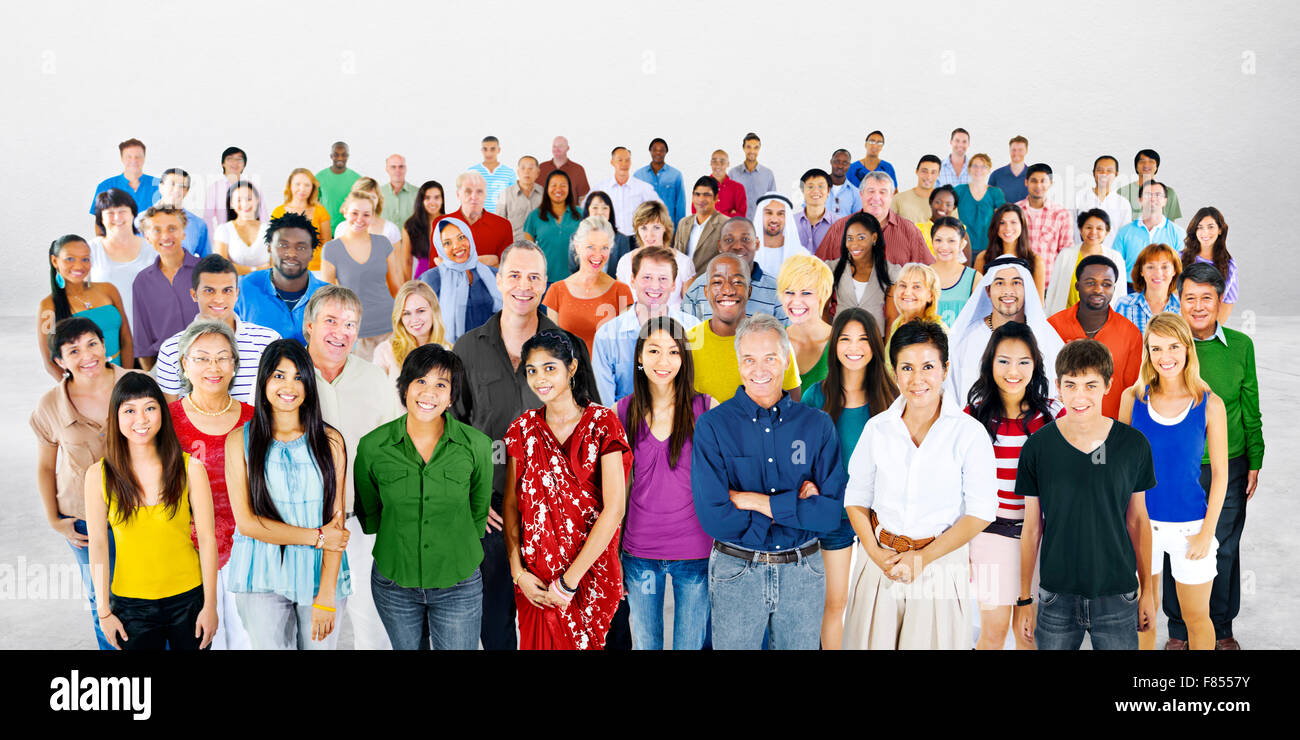 Un folto gruppo di persone multietnica Diversity Foto Stock