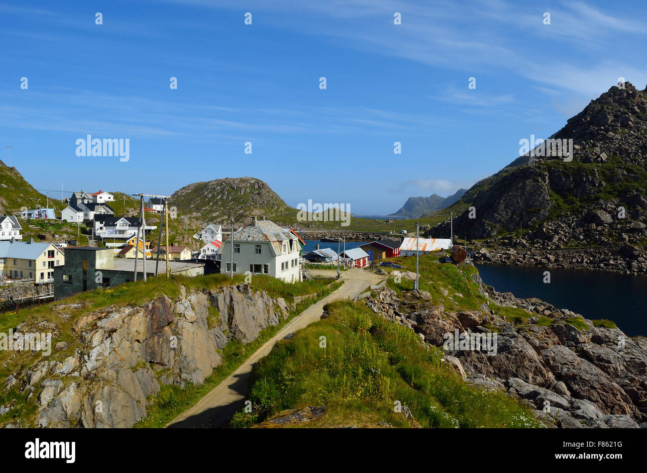 Villaggio sereno di Nyksund in estate, vesteraalen Norvegia Foto Stock
