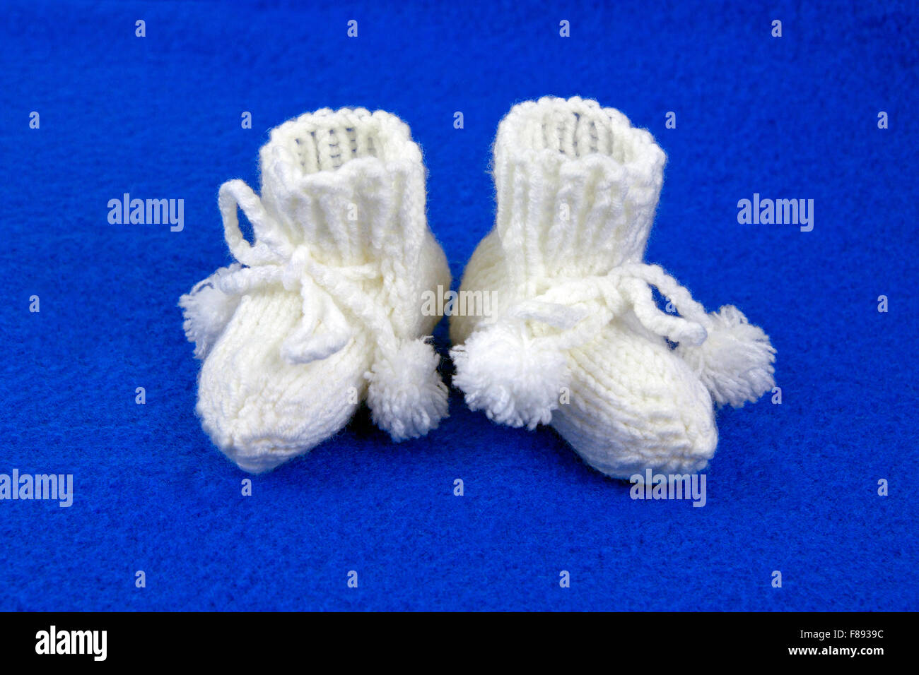 Junge Babyschuhe Foto Stock