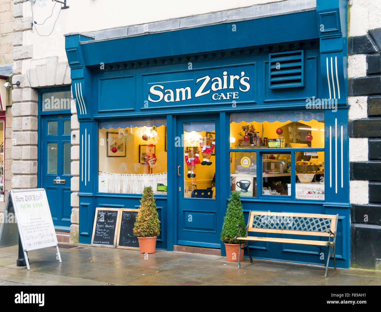 Nuotarono Zair's Café di Fore Bondgate Bishop Auckland Co Durham Regno Unito Inghilterra Foto Stock